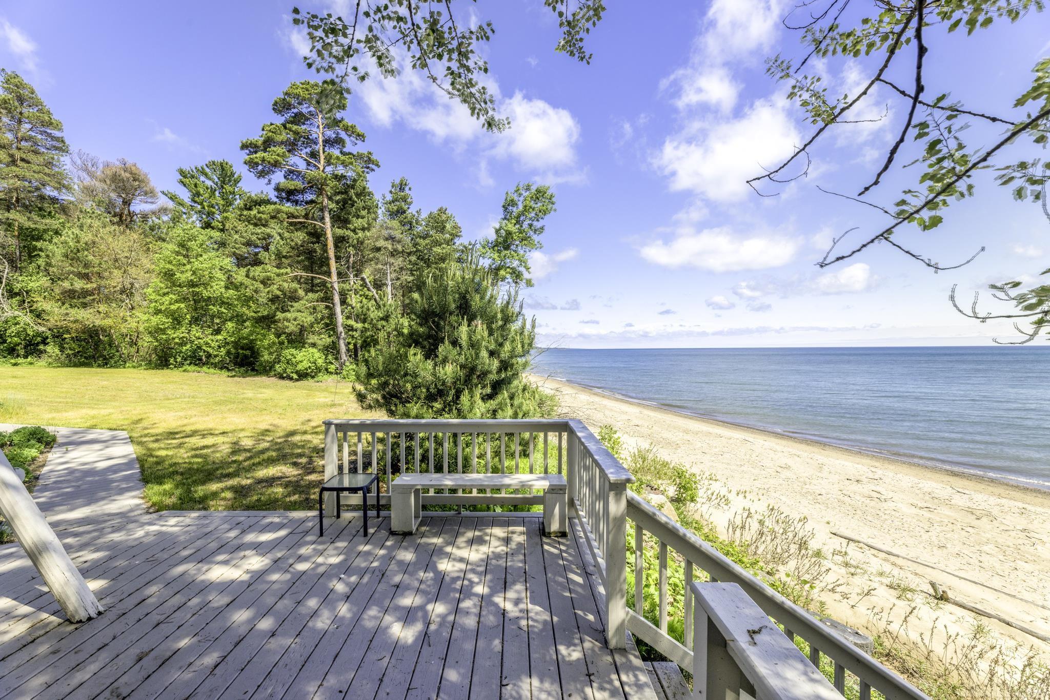 3388 N Lakeshore Road