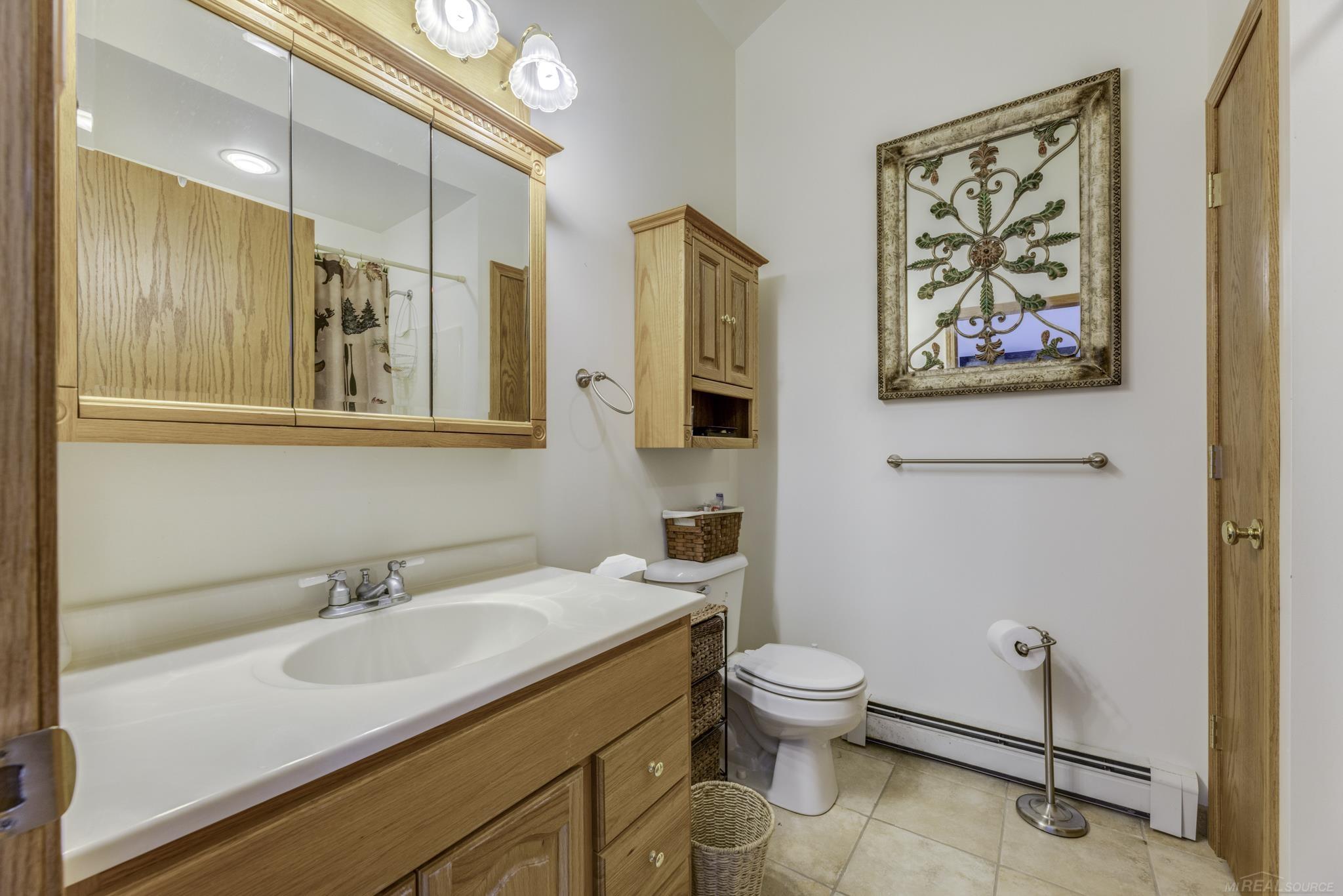 3388 N Lakeshore Road