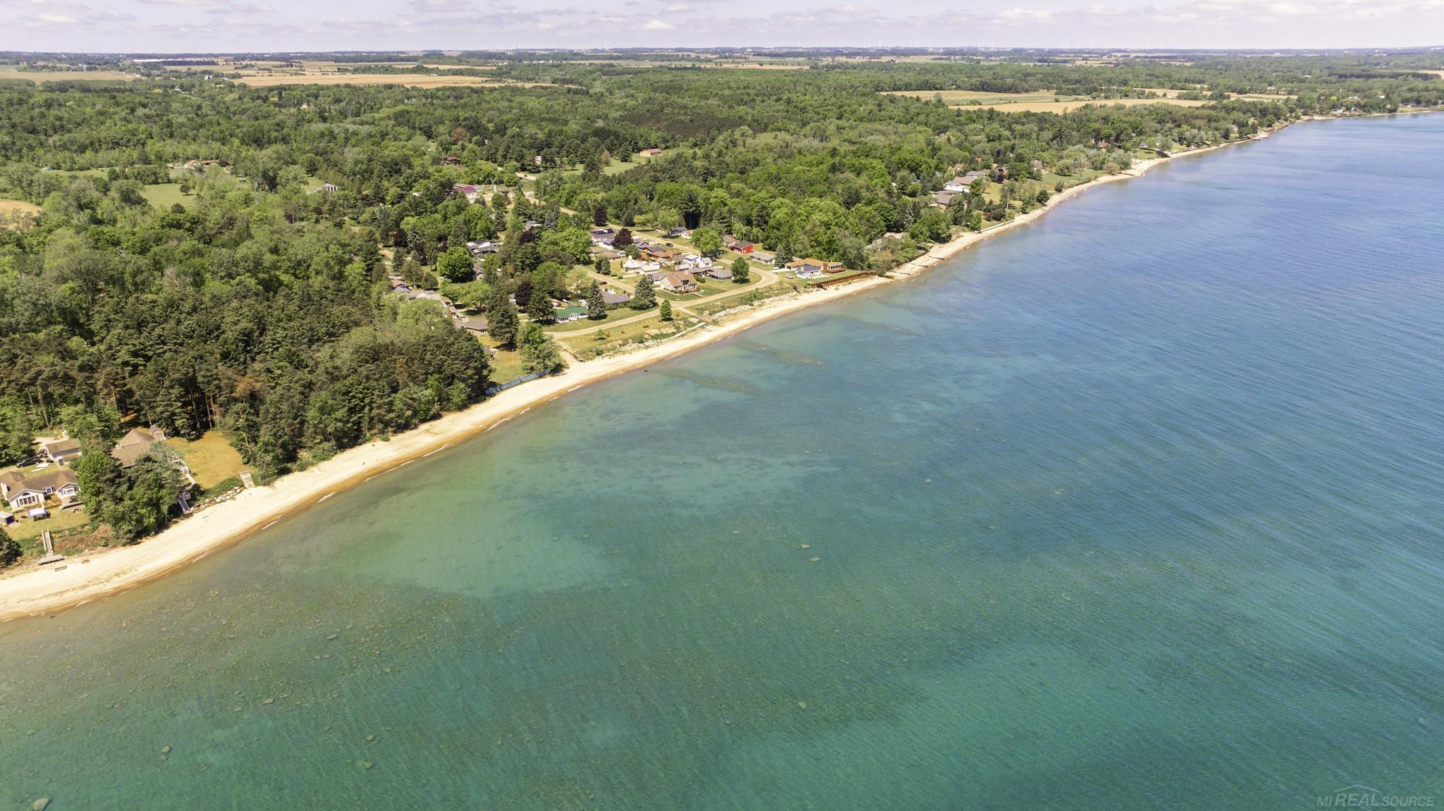 3388 N Lakeshore Road