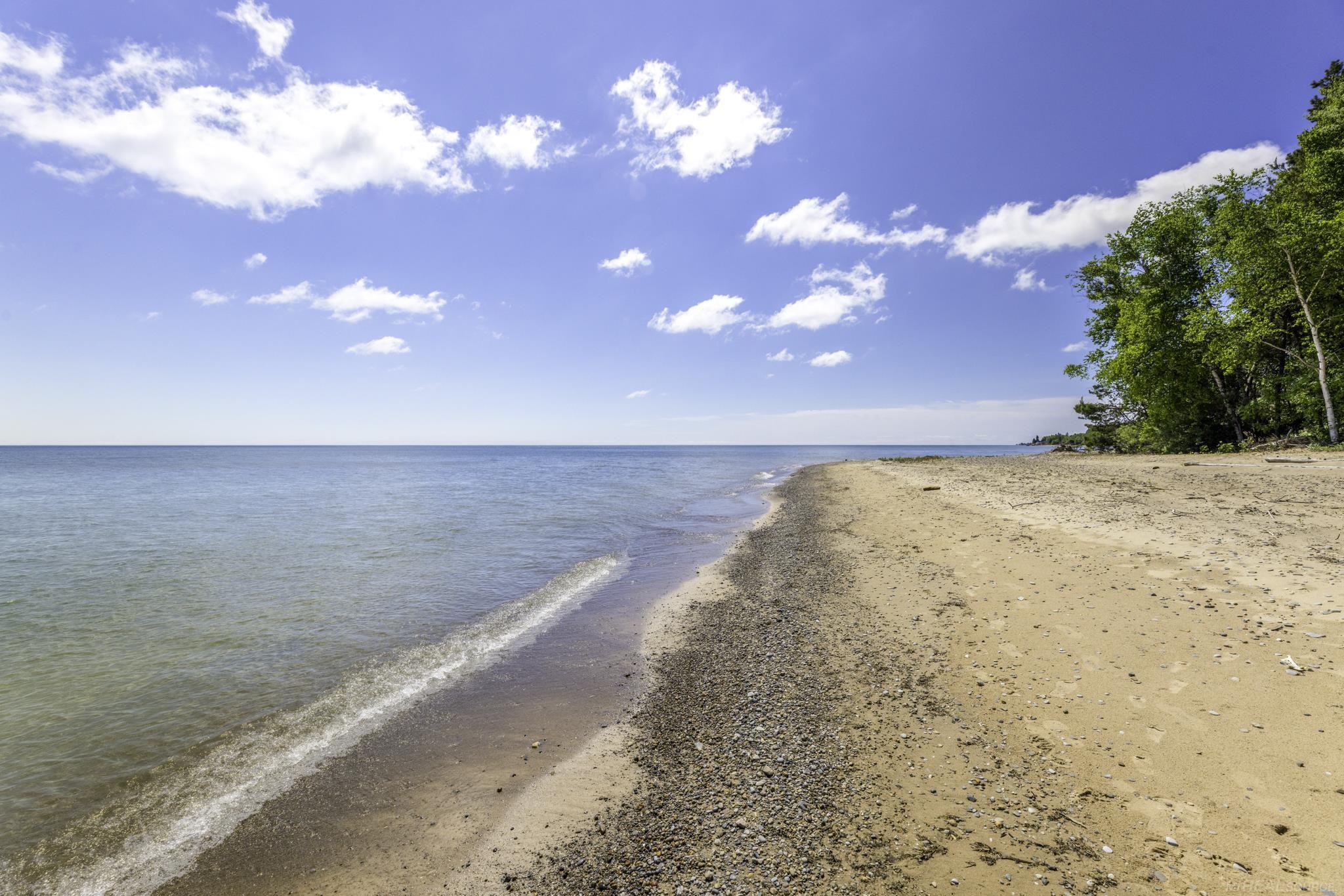 3388 N Lakeshore Road