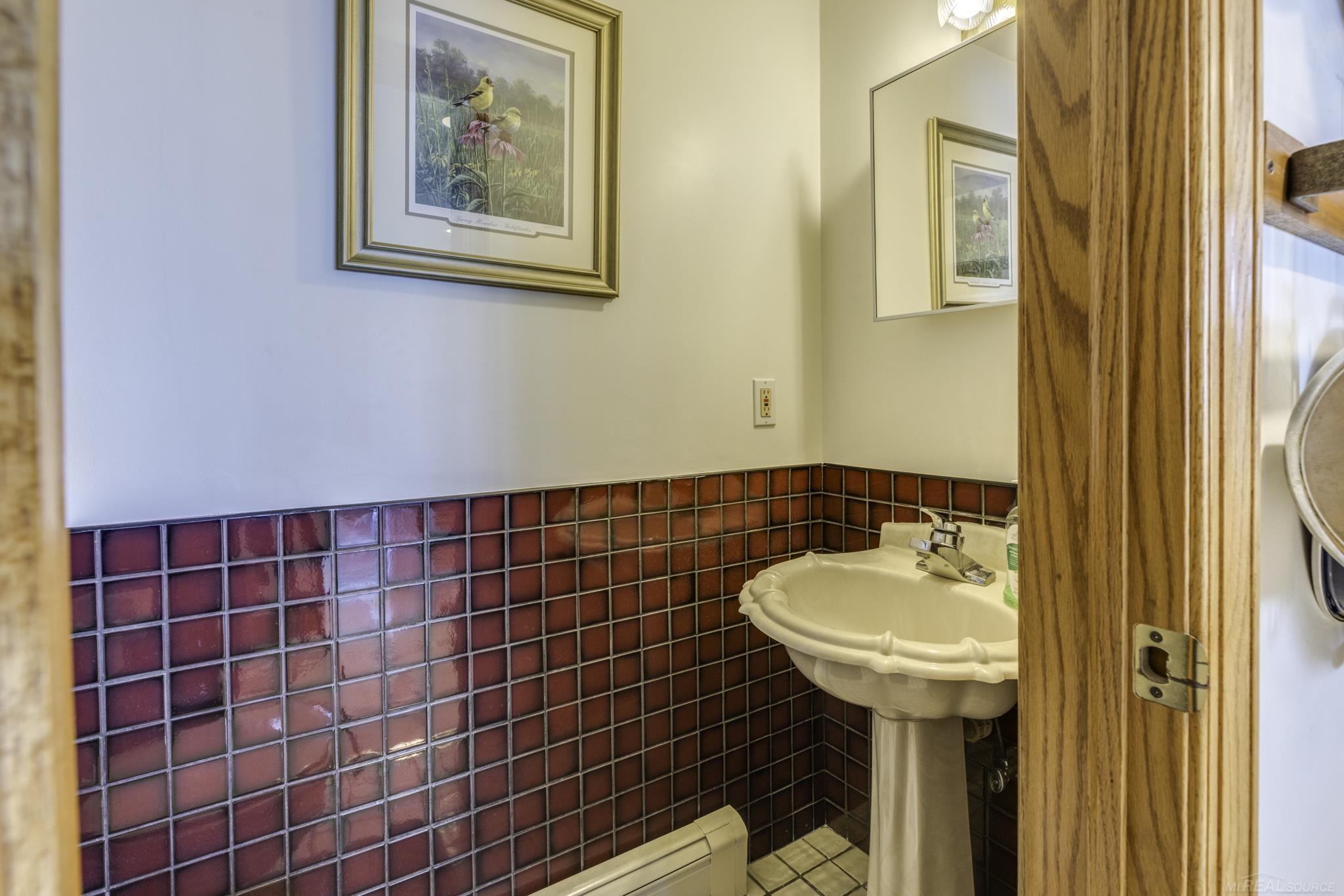3388 N Lakeshore Road