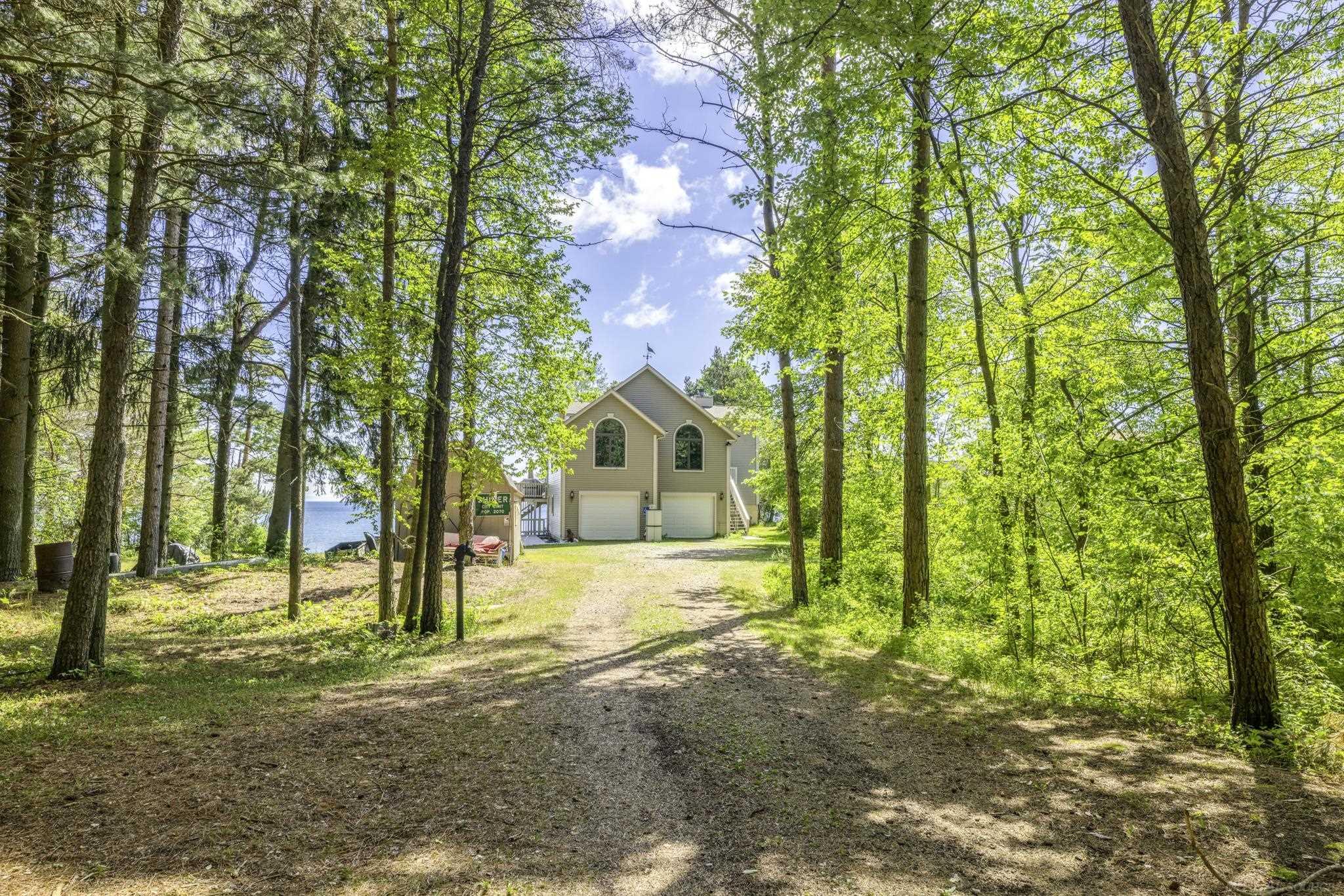 3388 N Lakeshore Road