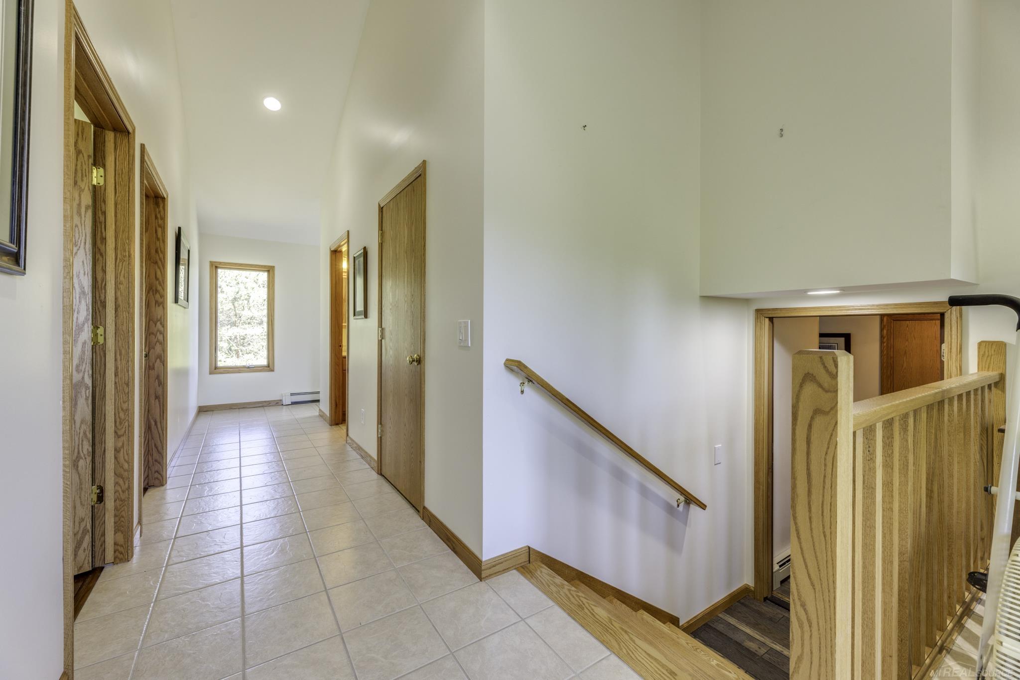 3388 N Lakeshore Road