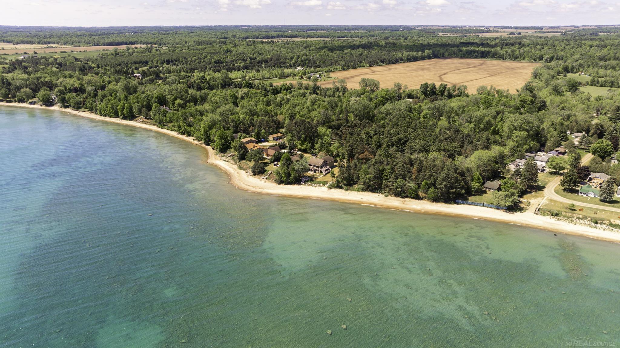 3388 N Lakeshore Road