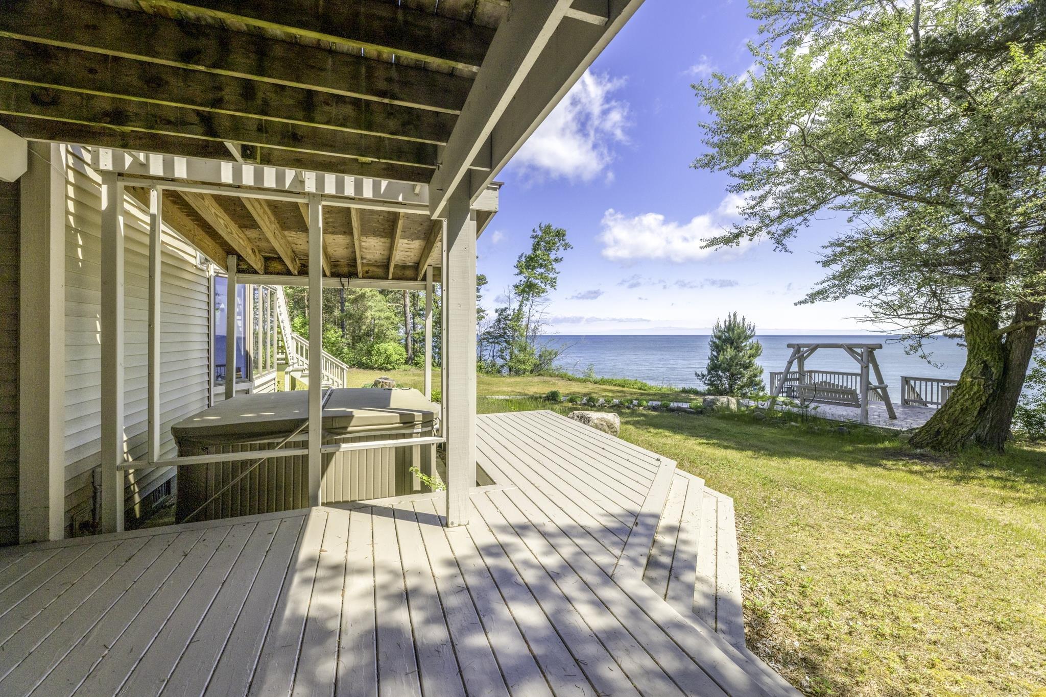 3388 N Lakeshore Road