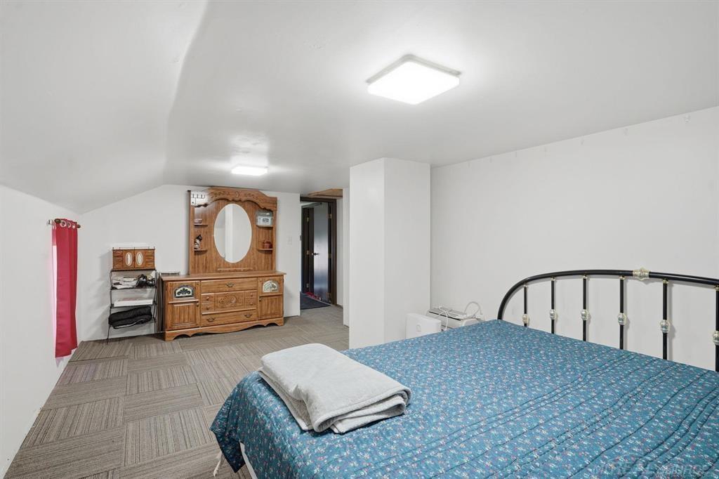 10332 W Dodge Road