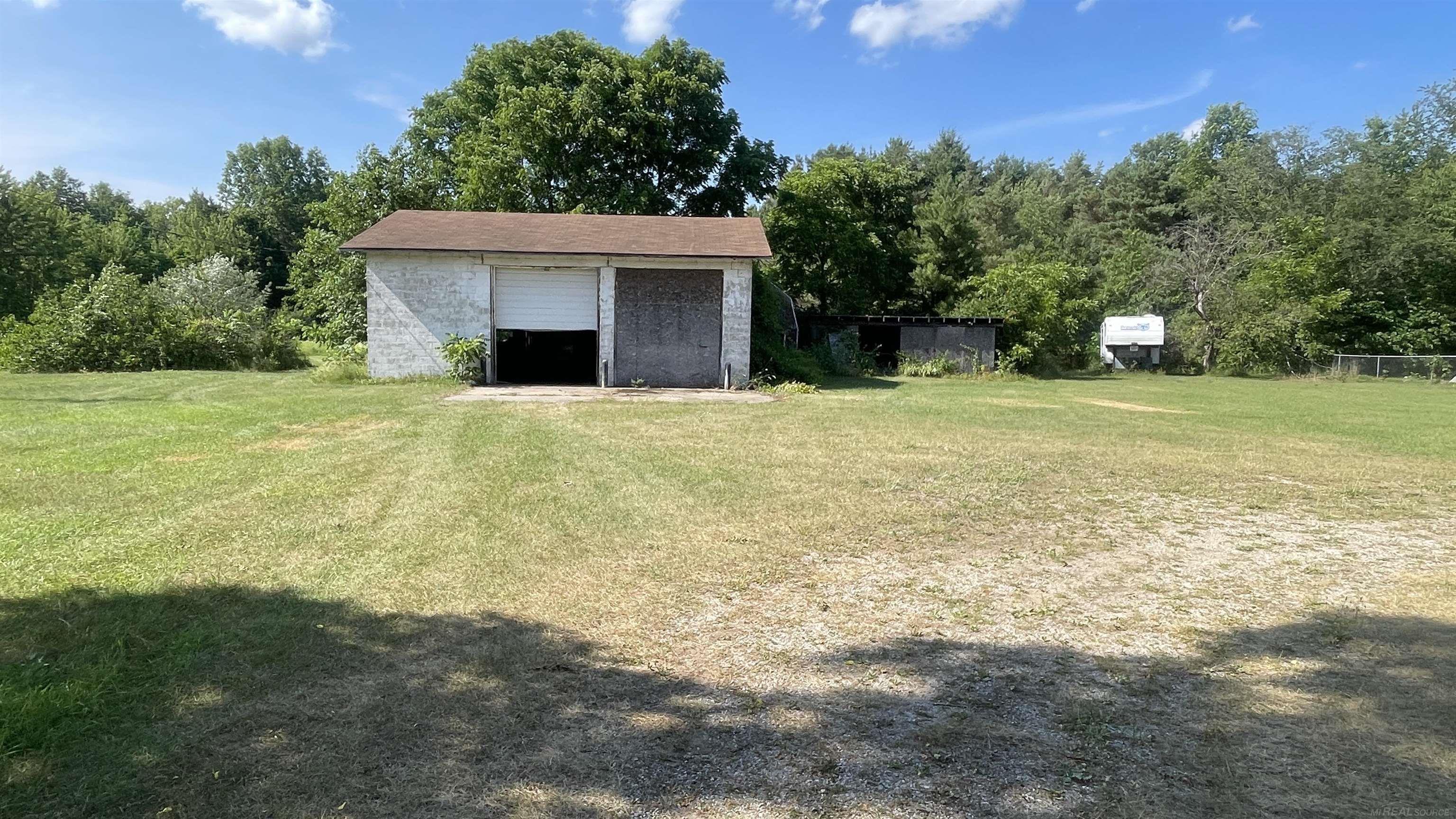 10332 W Dodge Road