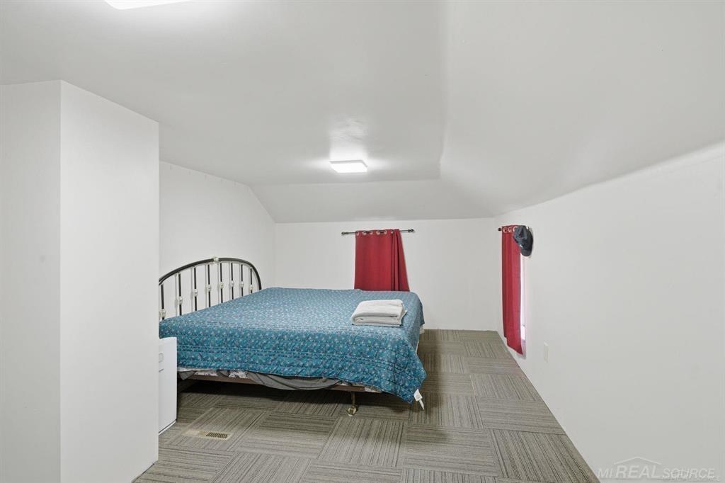10332 W Dodge Road