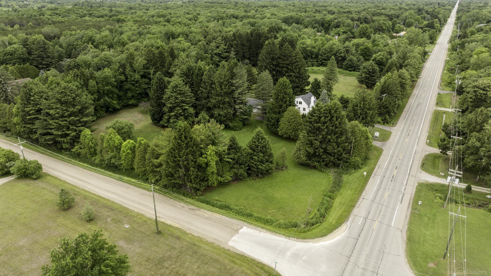 4484 Lakeshore Road