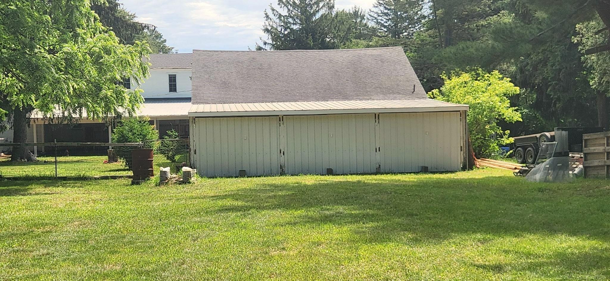 4484 Lakeshore Road