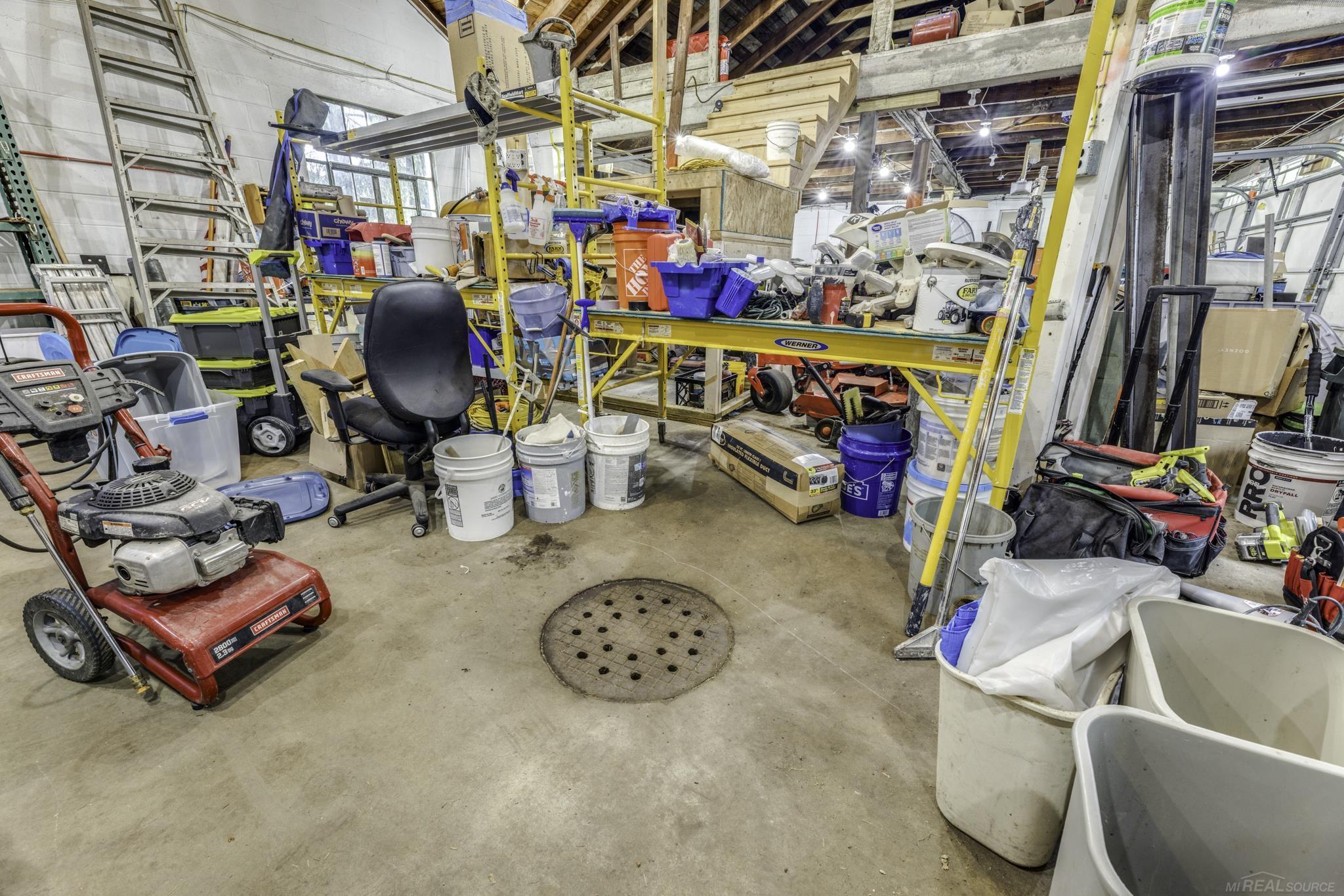 4484 Lakeshore Road