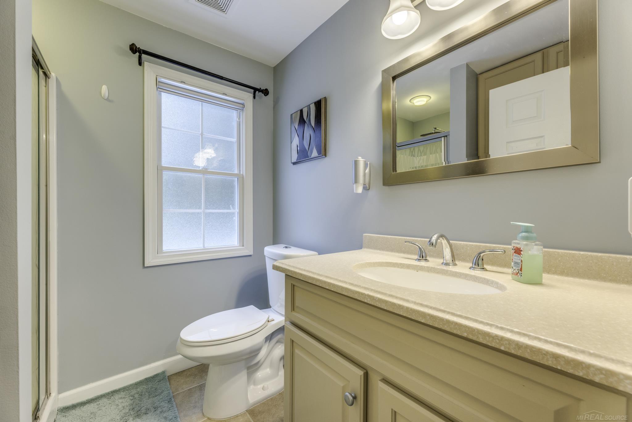 4484 Lakeshore Road
