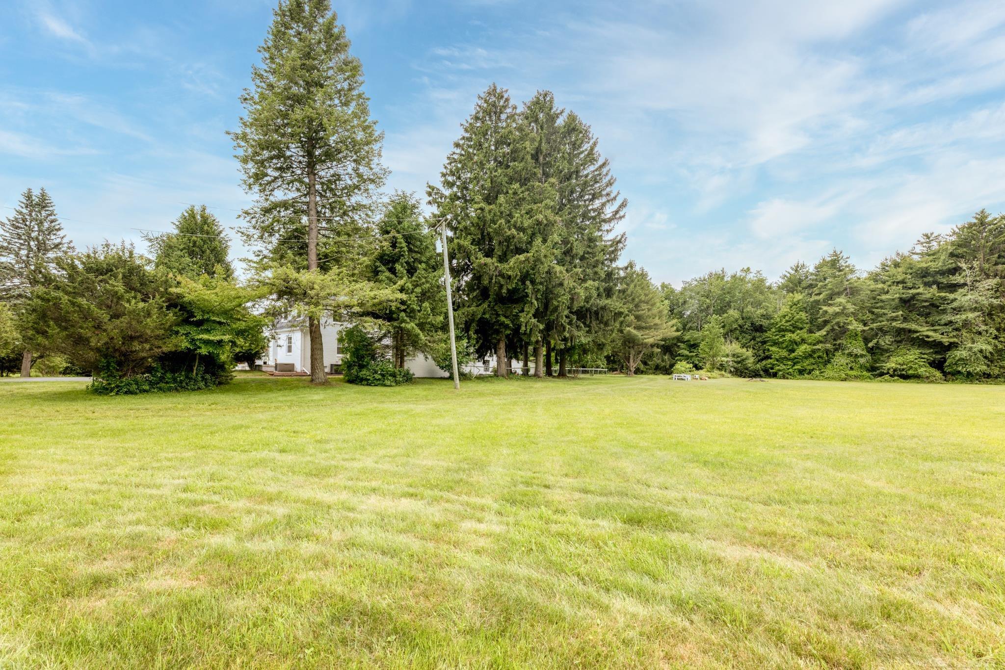 4484 Lakeshore Road