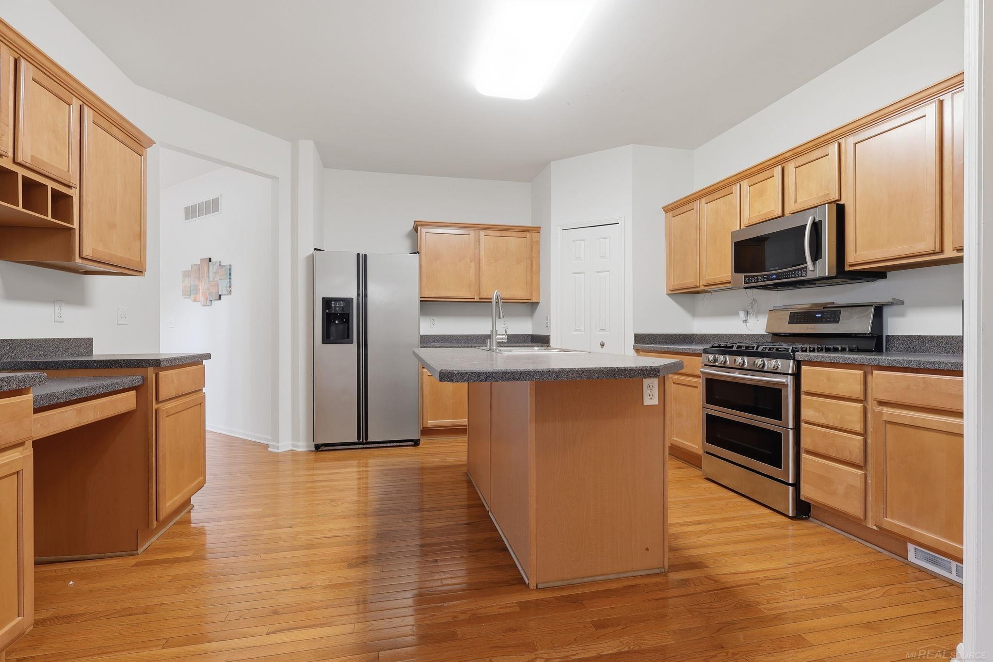 4048 Summerfield Drive