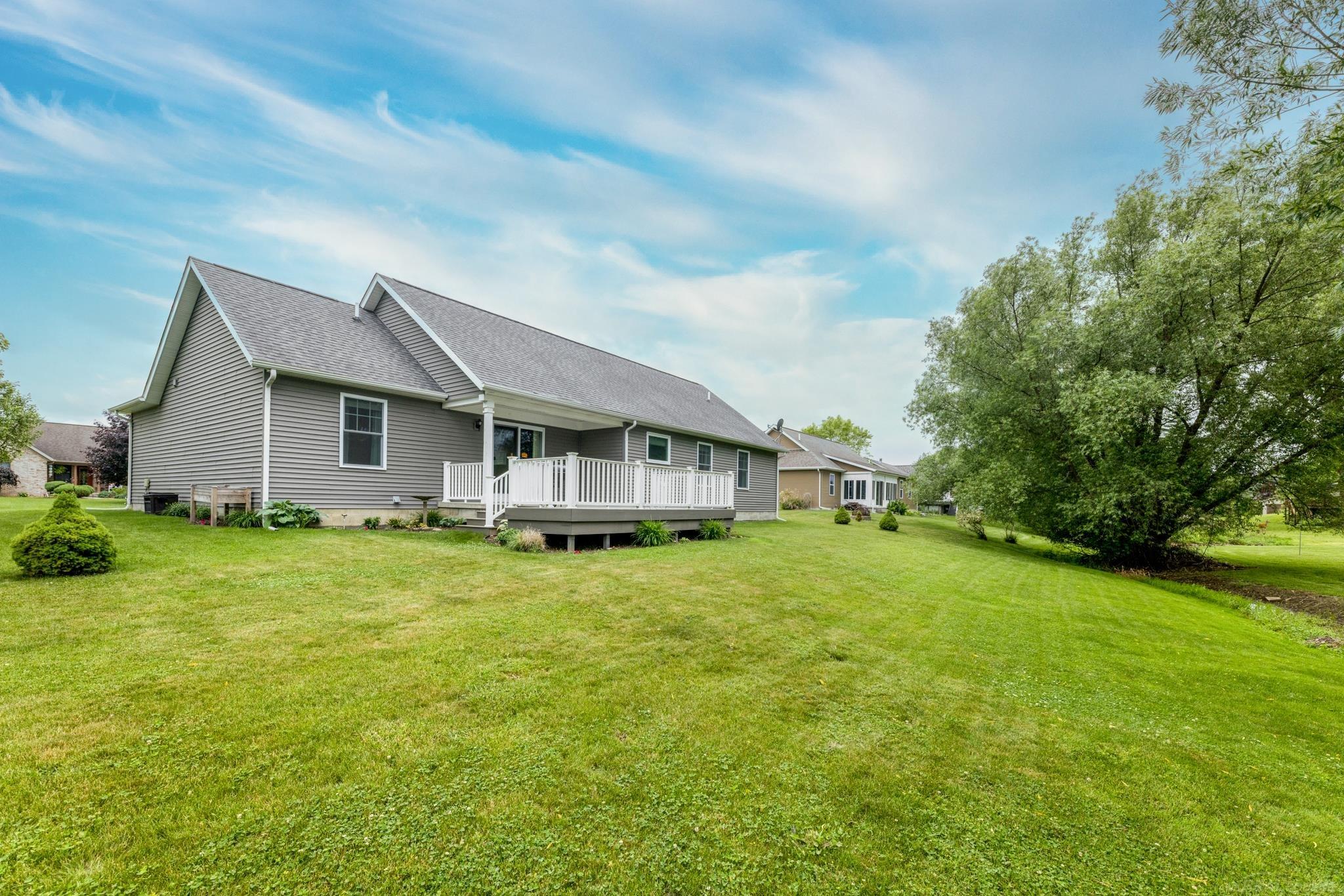 7061 Greenbush Lane