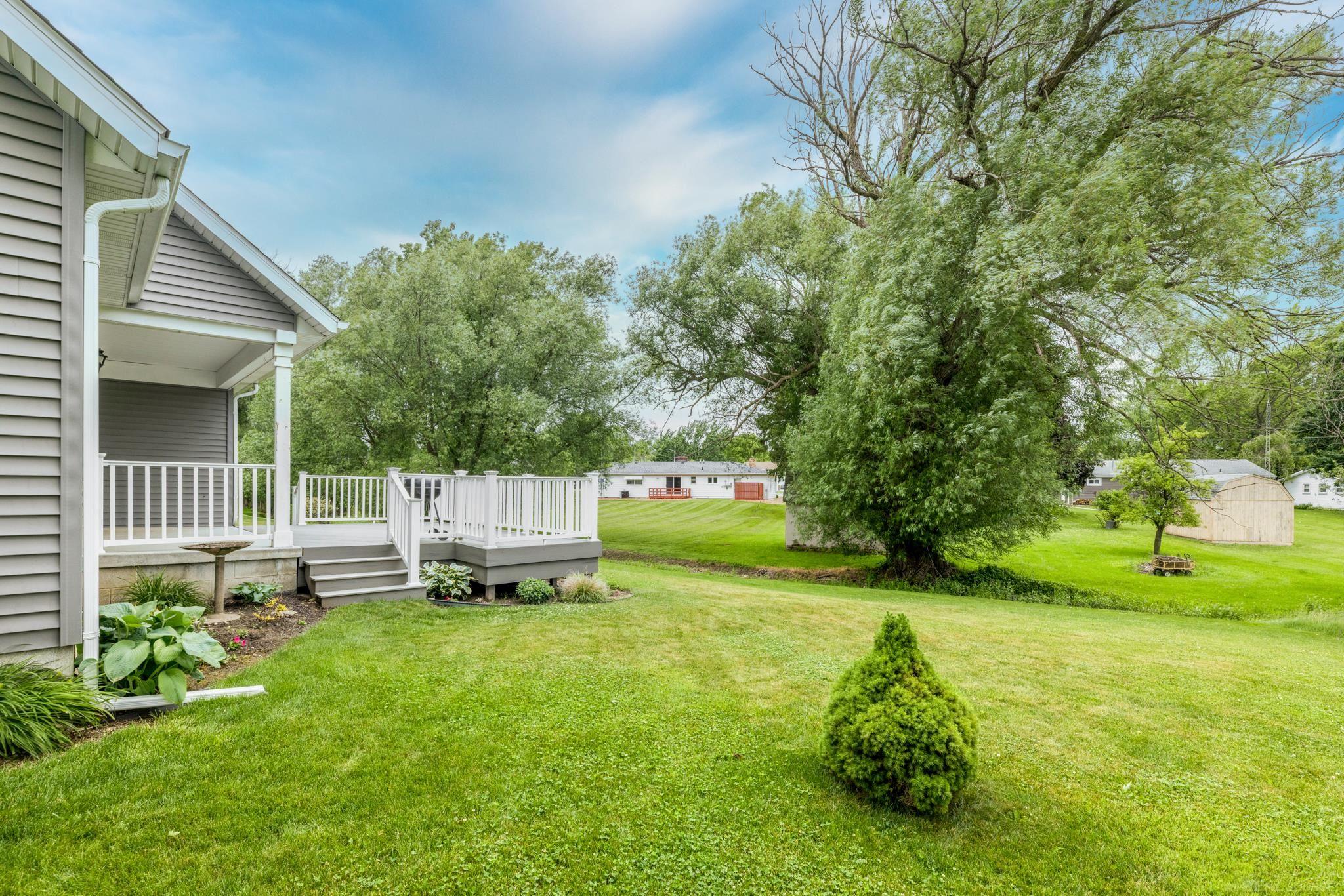 7061 Greenbush Lane