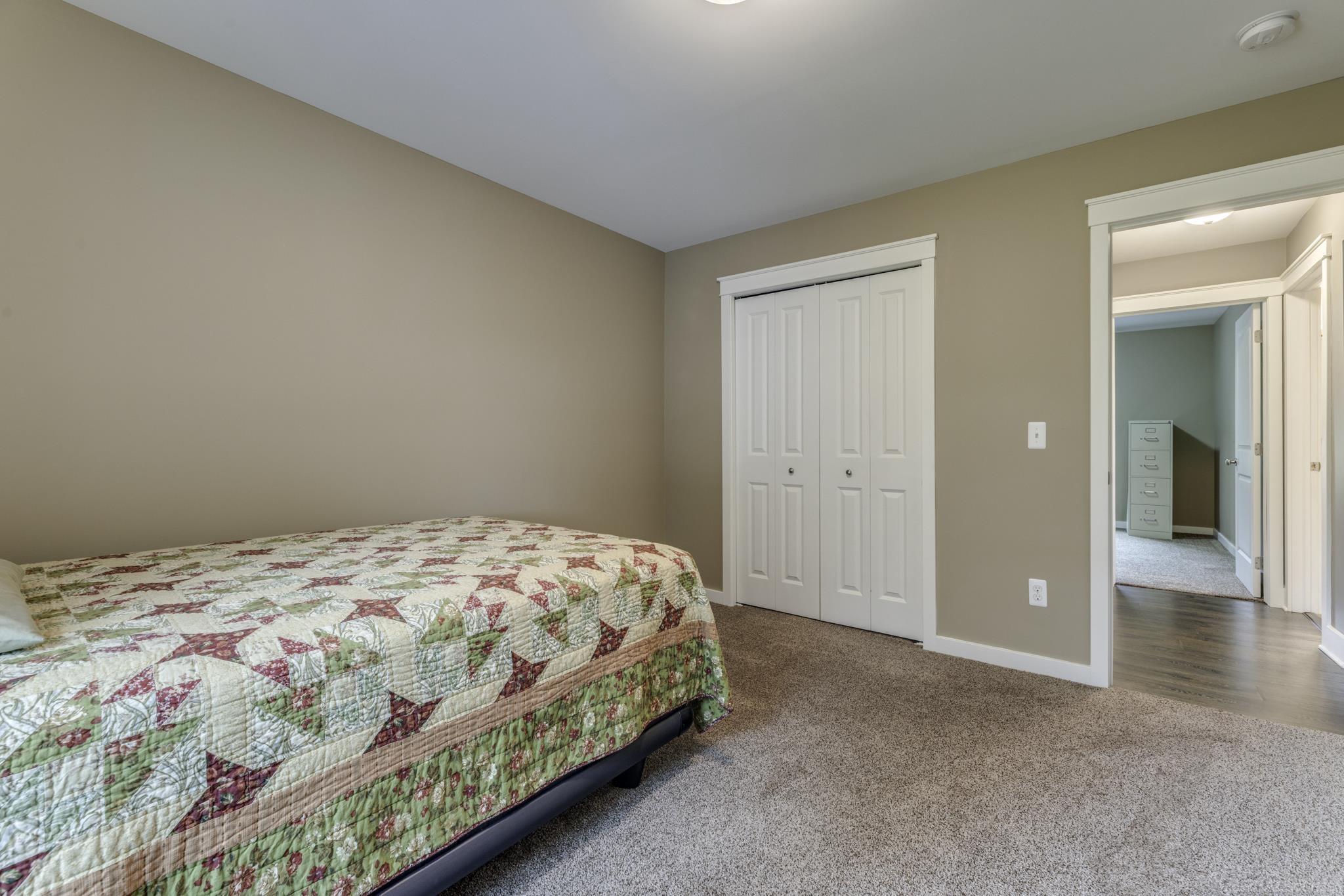 7061 Greenbush Lane