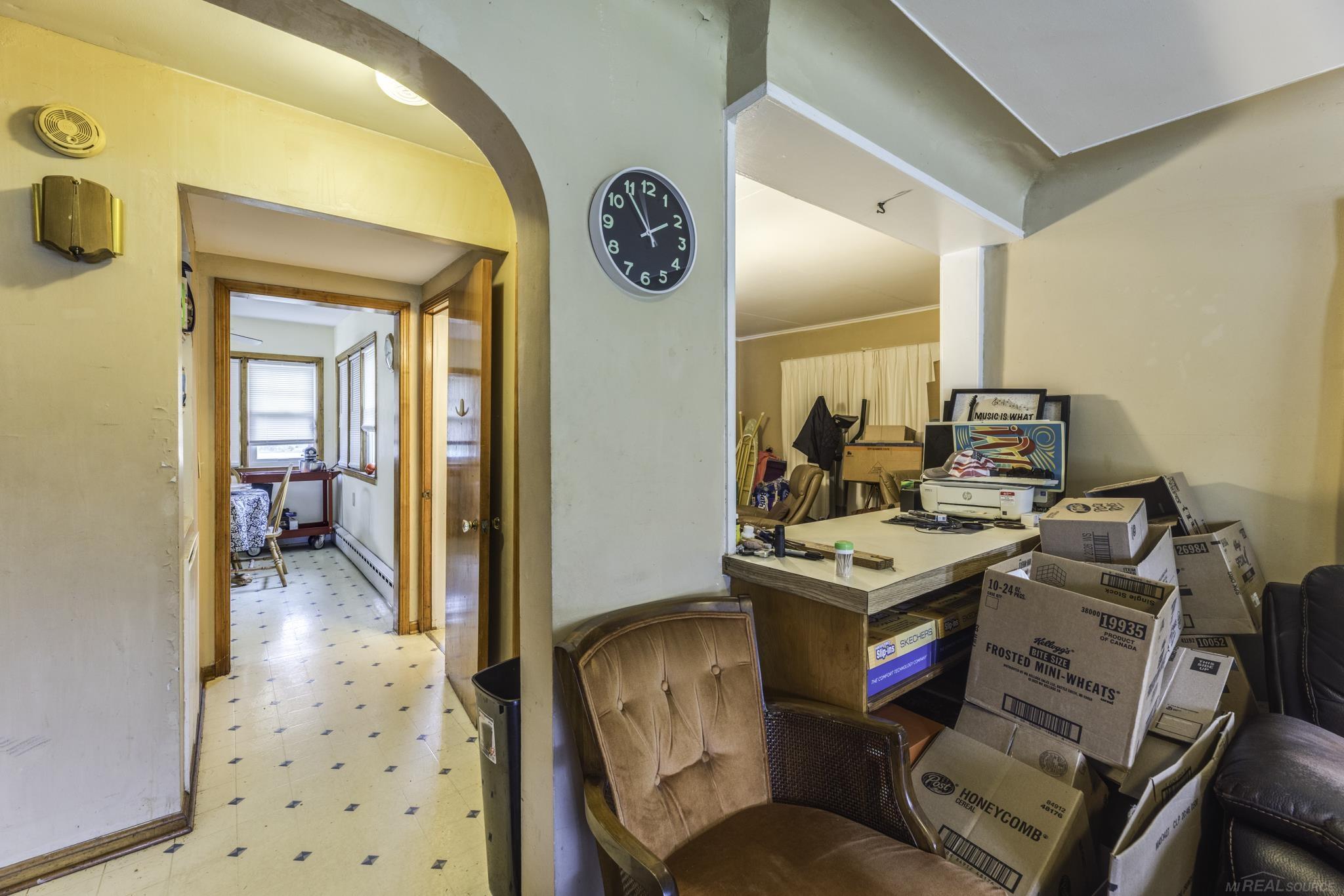 5957 Lakeshore Road
