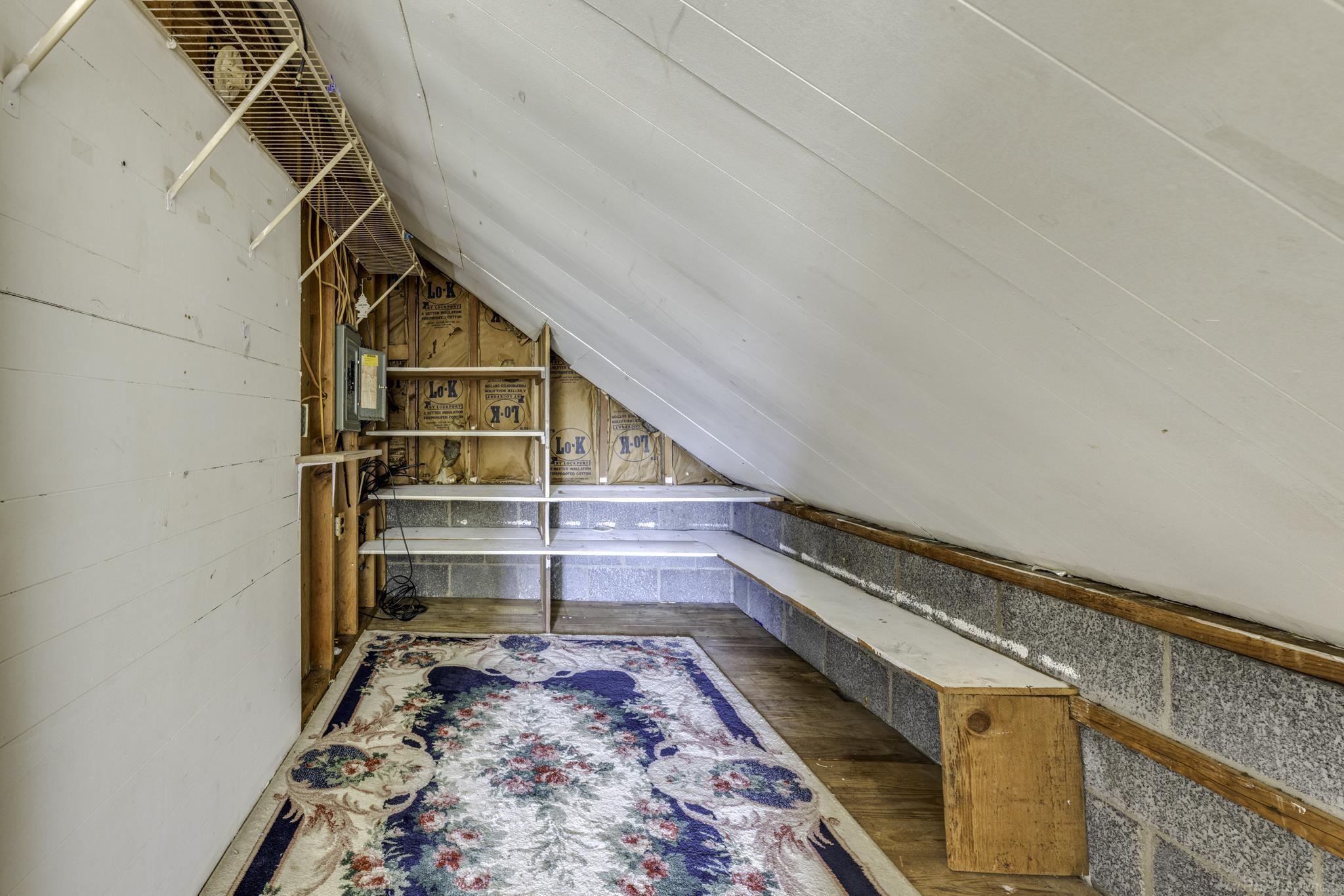 5957 Lakeshore Road