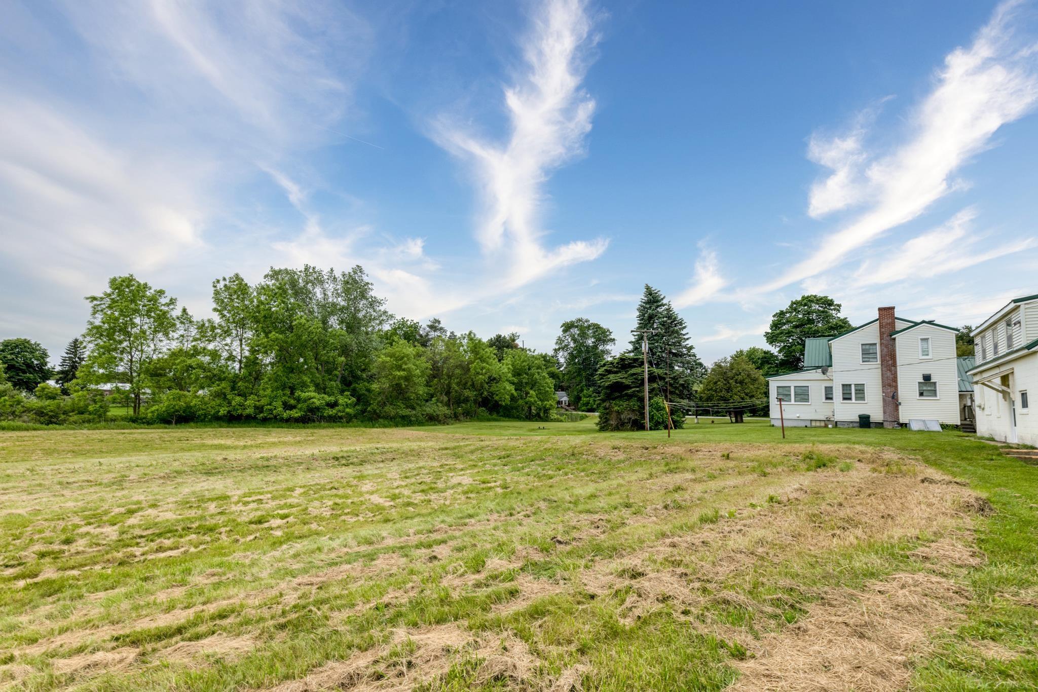 5957 Lakeshore Road