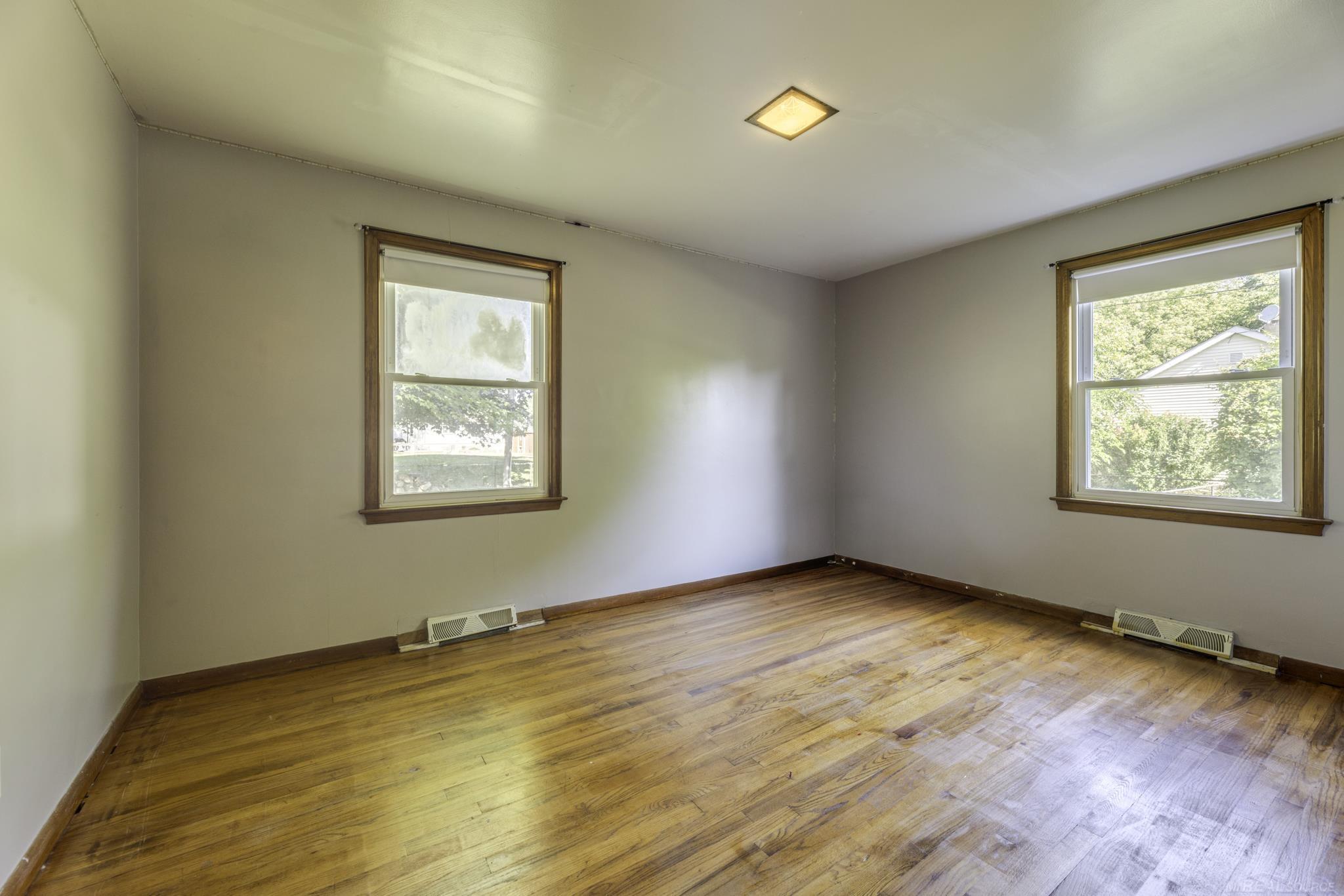 5920 Lakeshore Road
