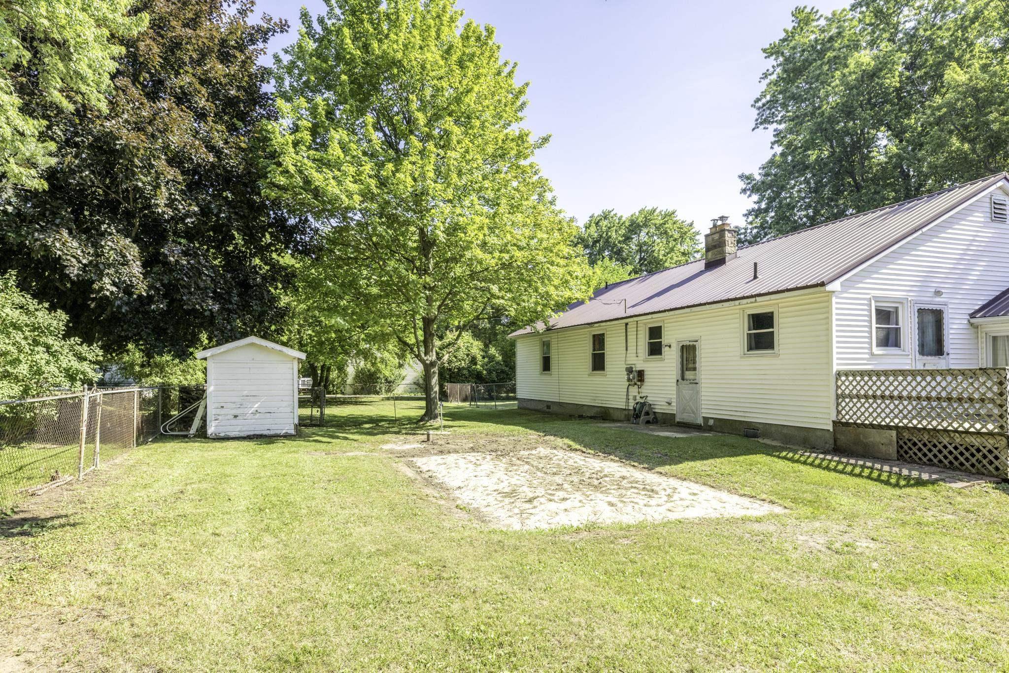 5920 Lakeshore Road