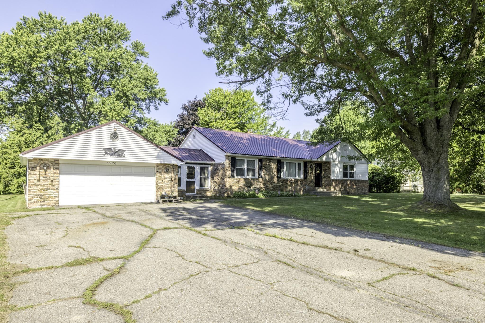 5920 Lakeshore Road