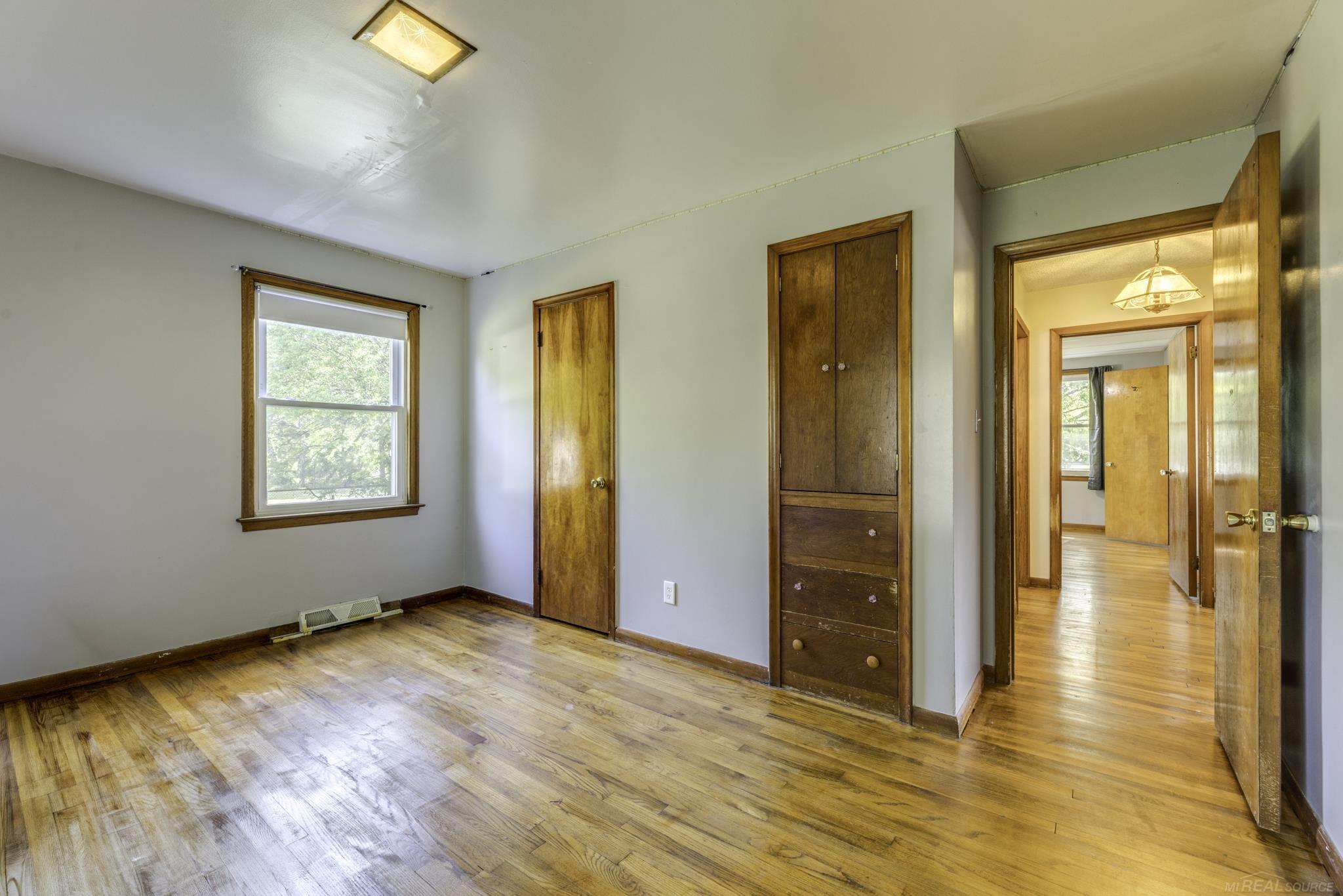 5920 Lakeshore Road