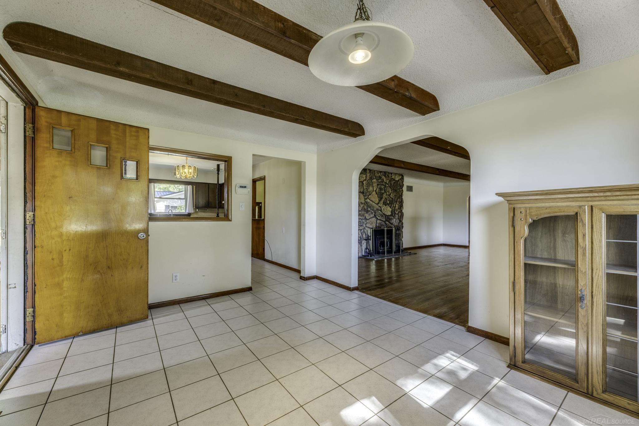 5920 Lakeshore Road