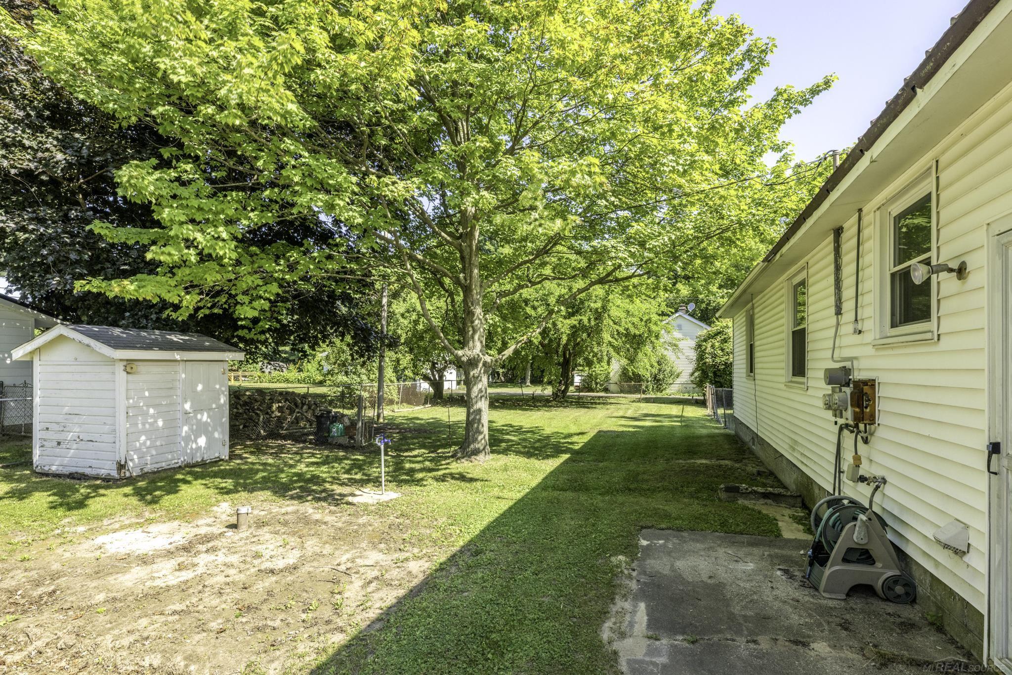 5920 Lakeshore Road