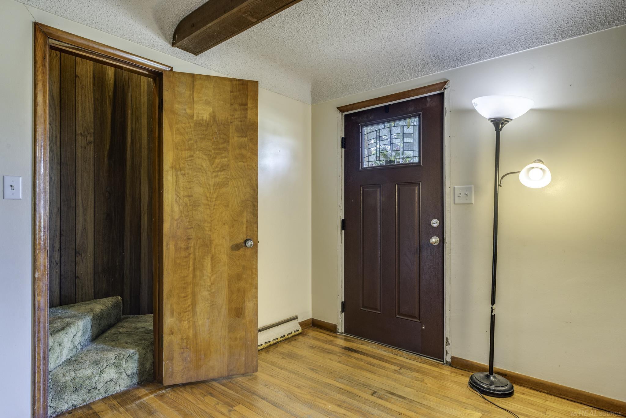 5920 Lakeshore Road