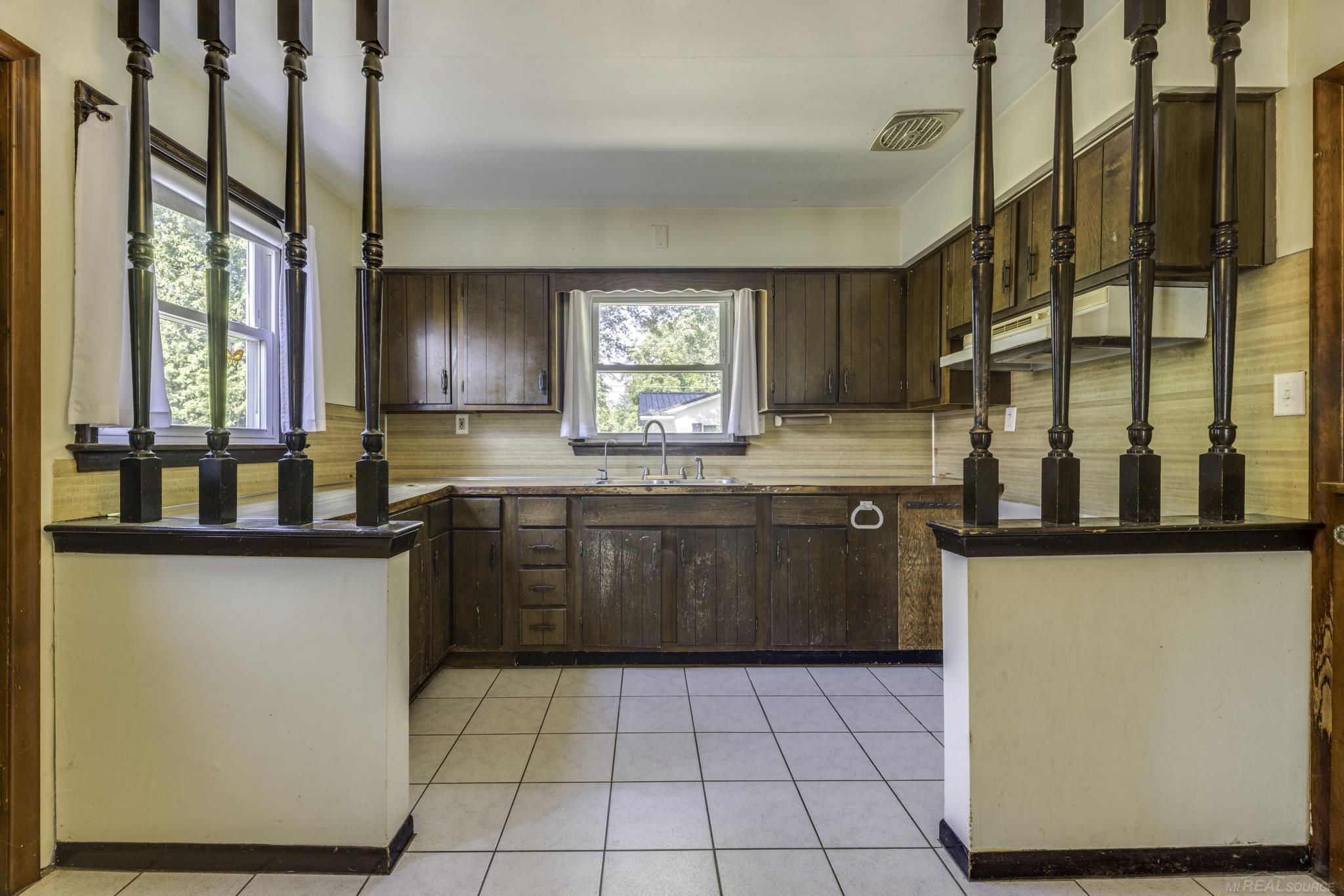 5920 Lakeshore Road