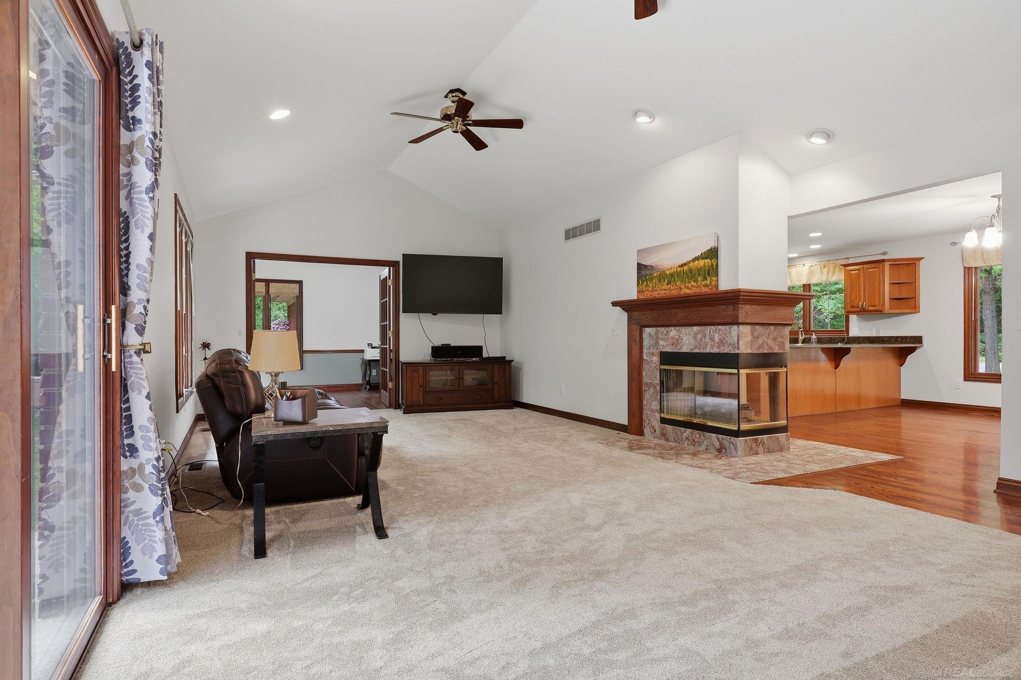 3867 Nutcracker Court