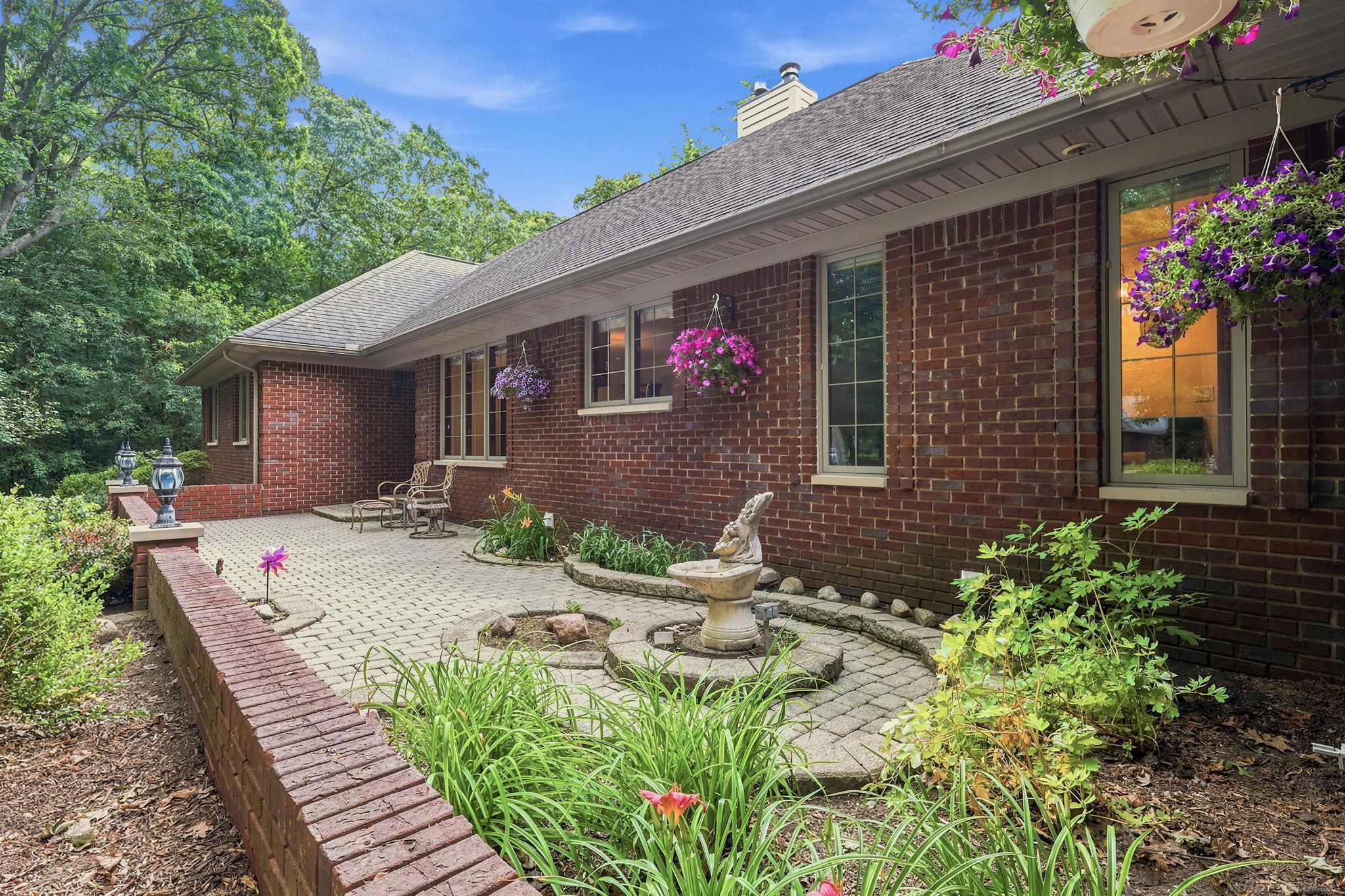 3867 Nutcracker Court