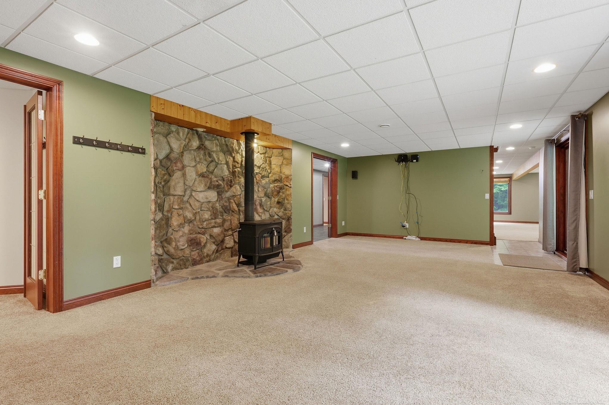 3867 Nutcracker Court