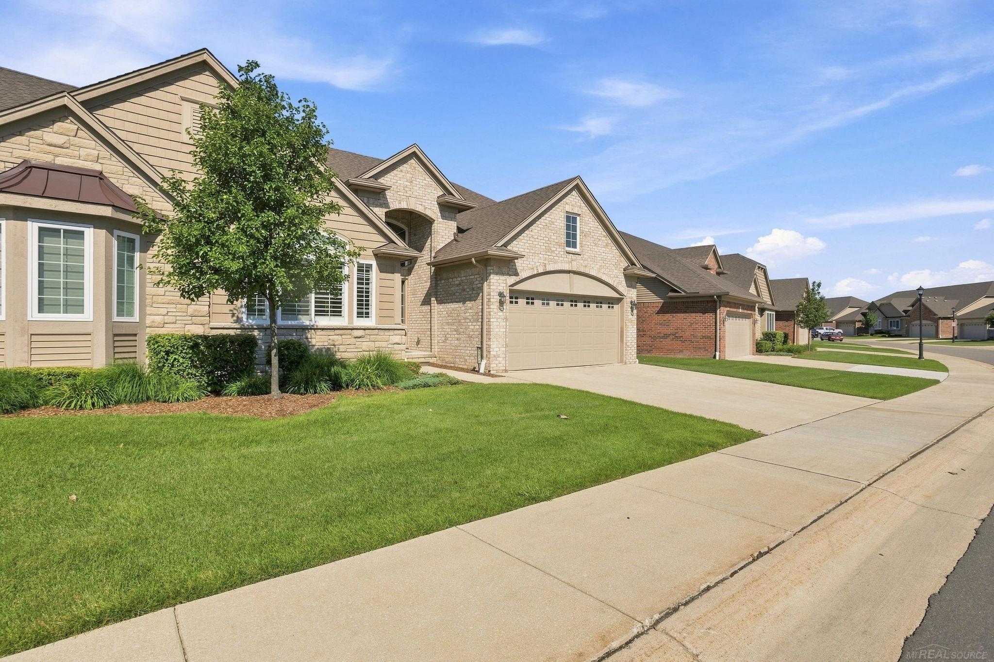 5272 Hawkseye Trace