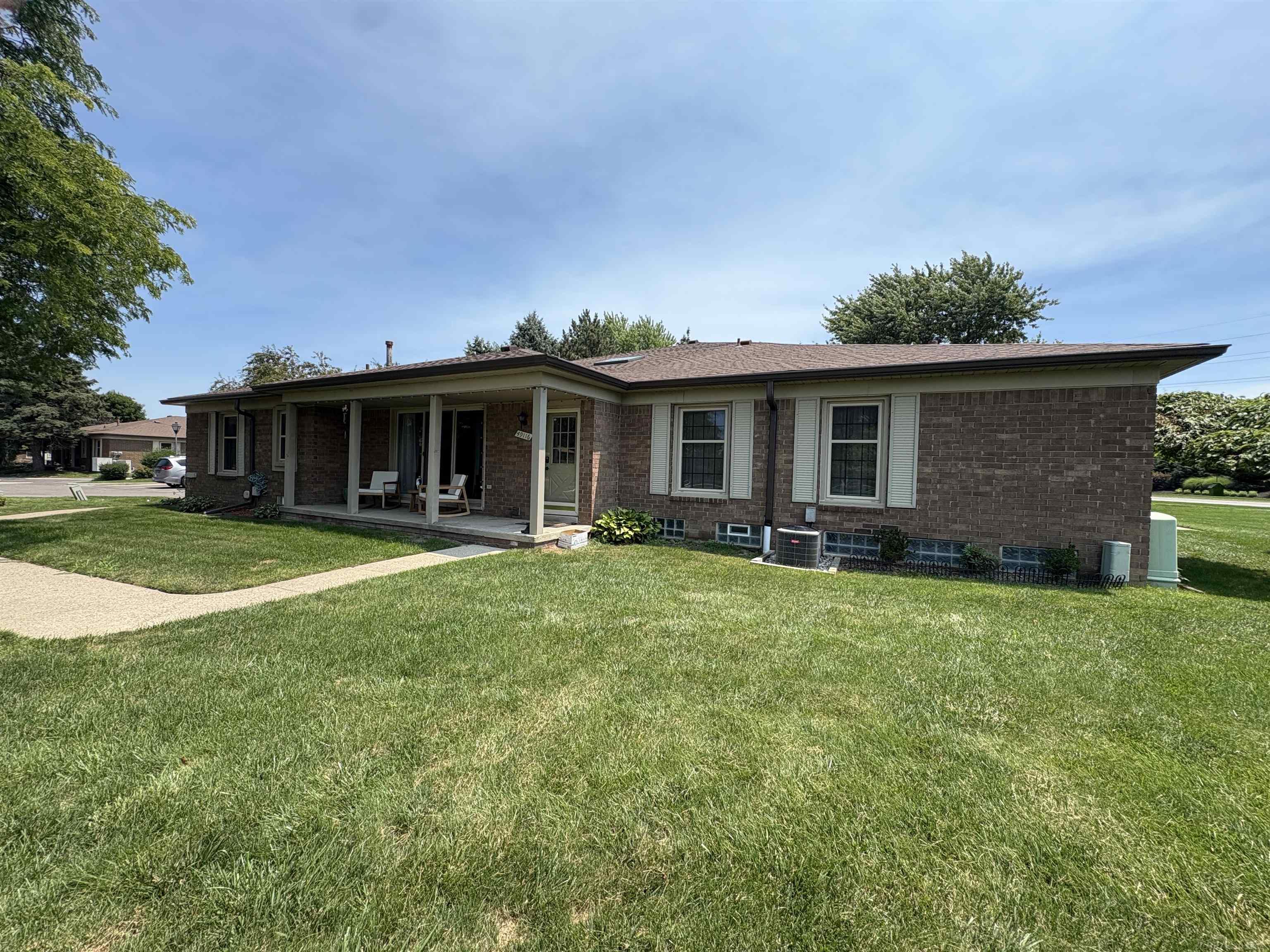 49116 Conway Court