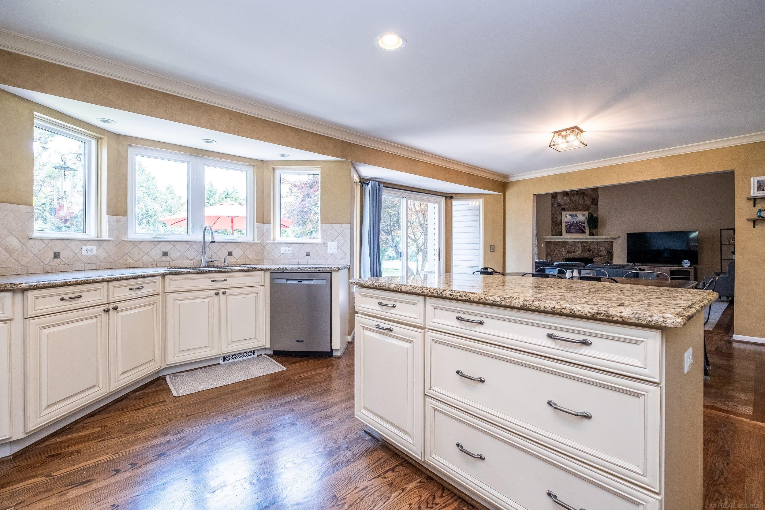 19573 Tanglewood Circle