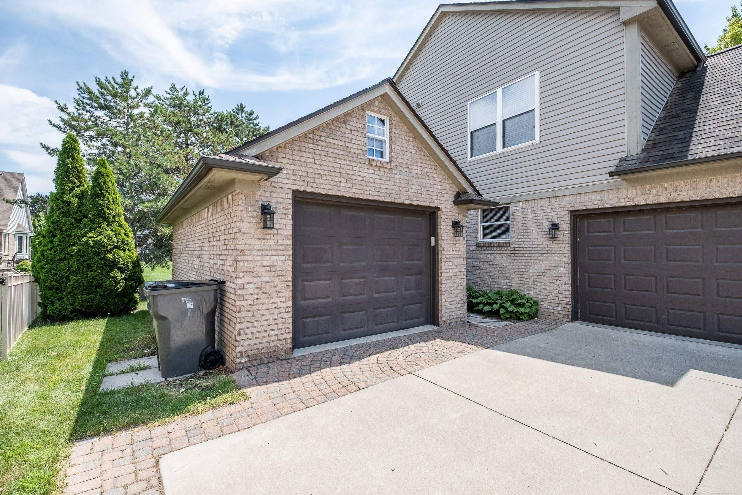 19573 Tanglewood Circle