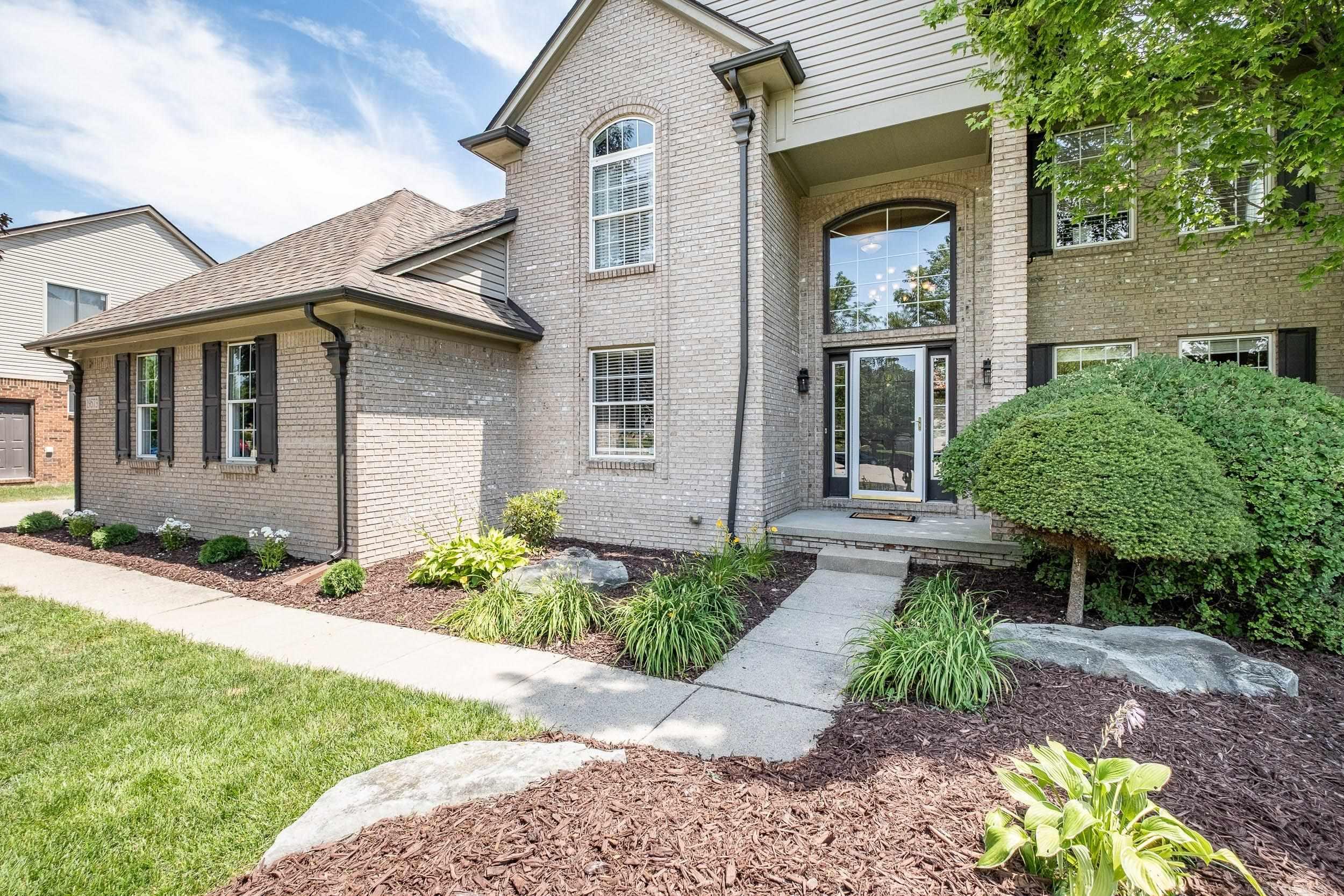 19573 Tanglewood Circle