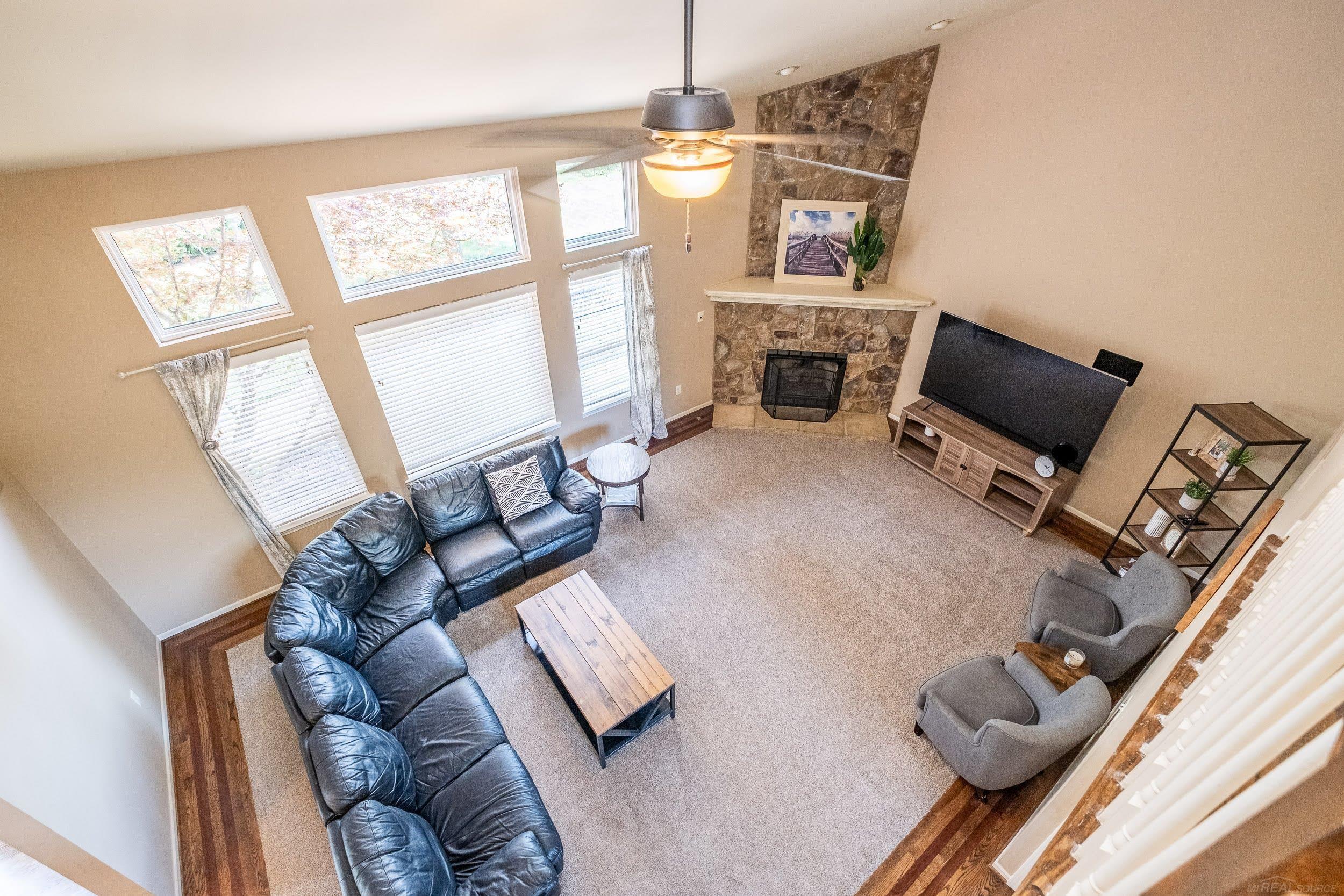 19573 Tanglewood Circle