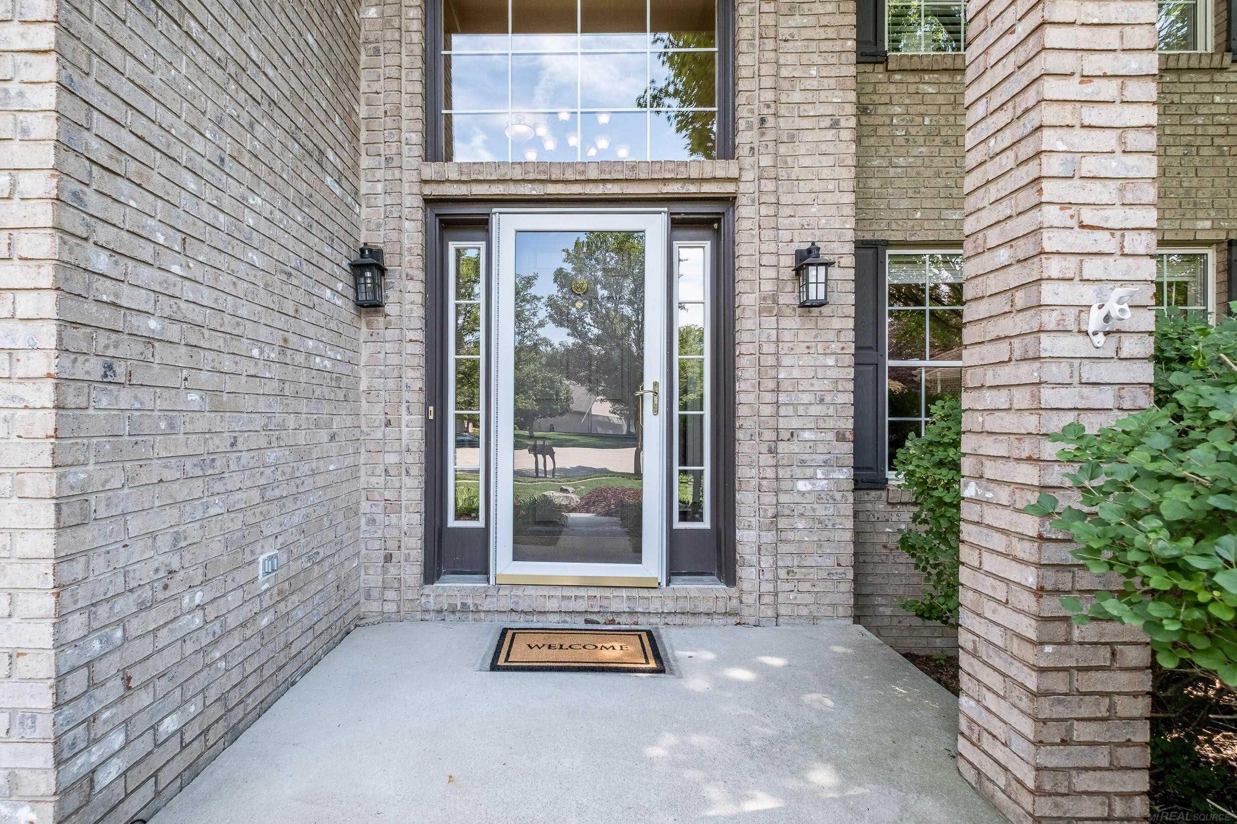 19573 Tanglewood Circle