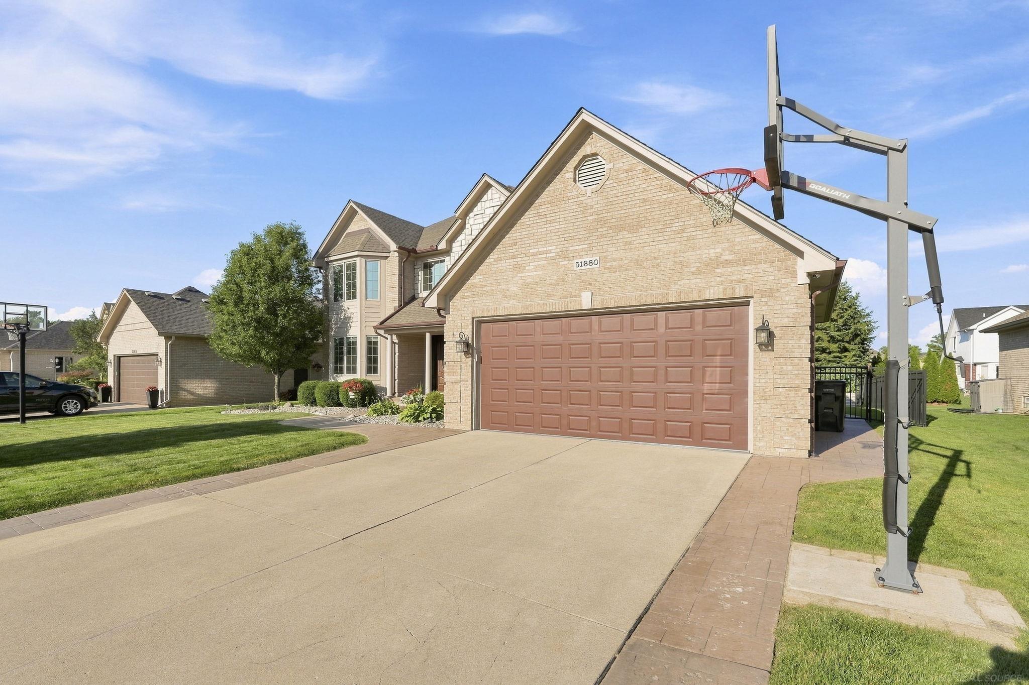51880 Black Hills Lane