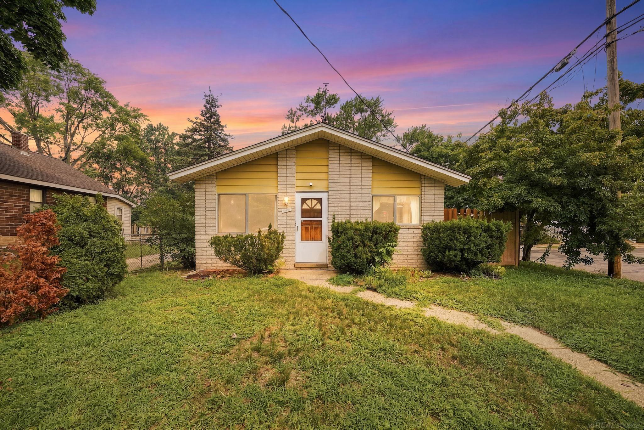 1069 Urbancrest Drive