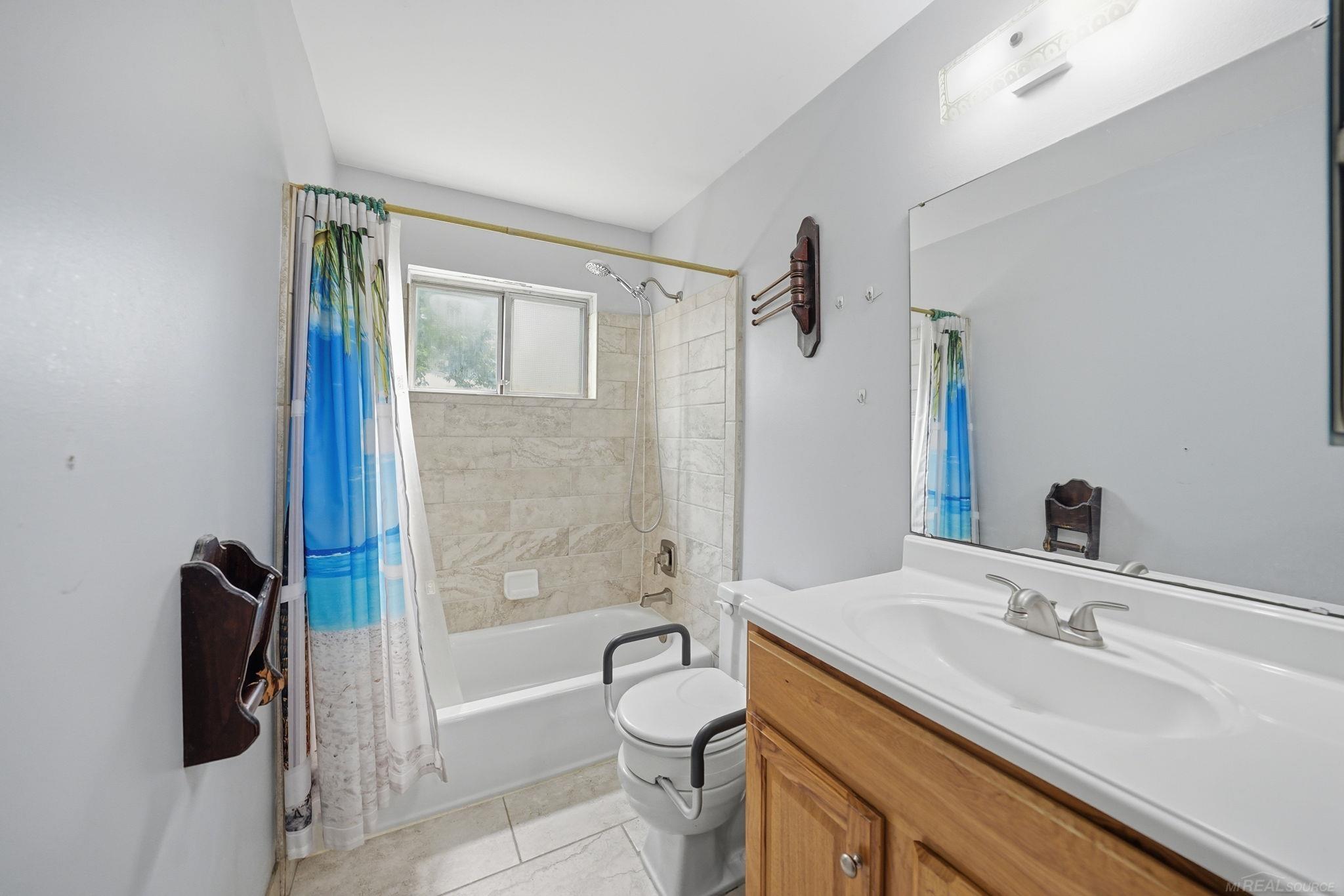 1069 Urbancrest Drive