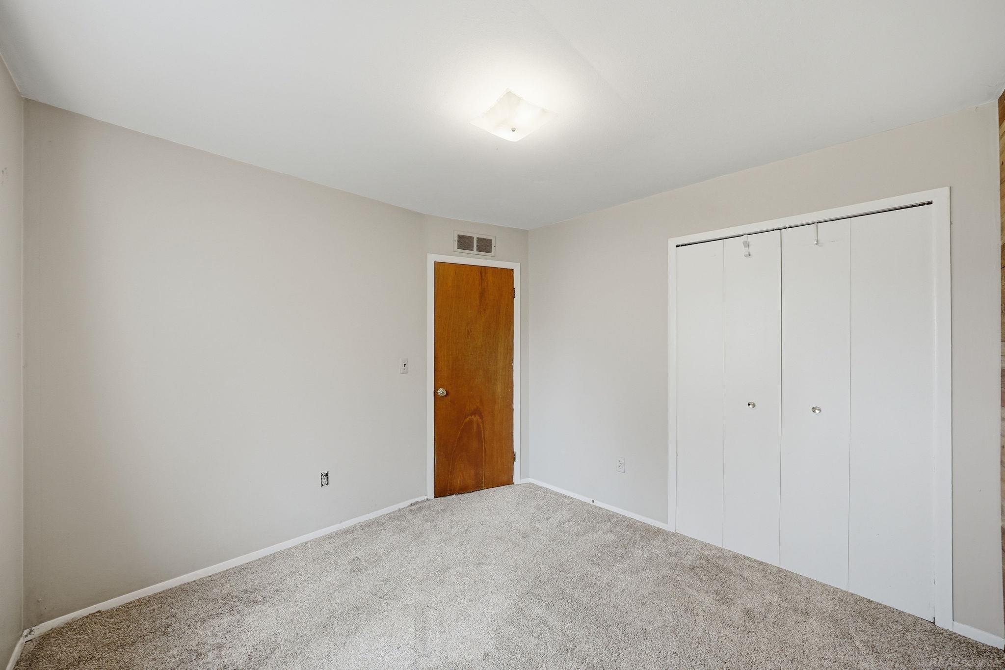 1069 Urbancrest Drive