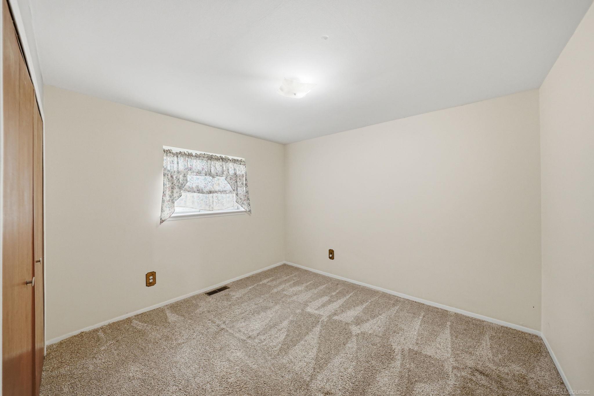 1069 Urbancrest Drive