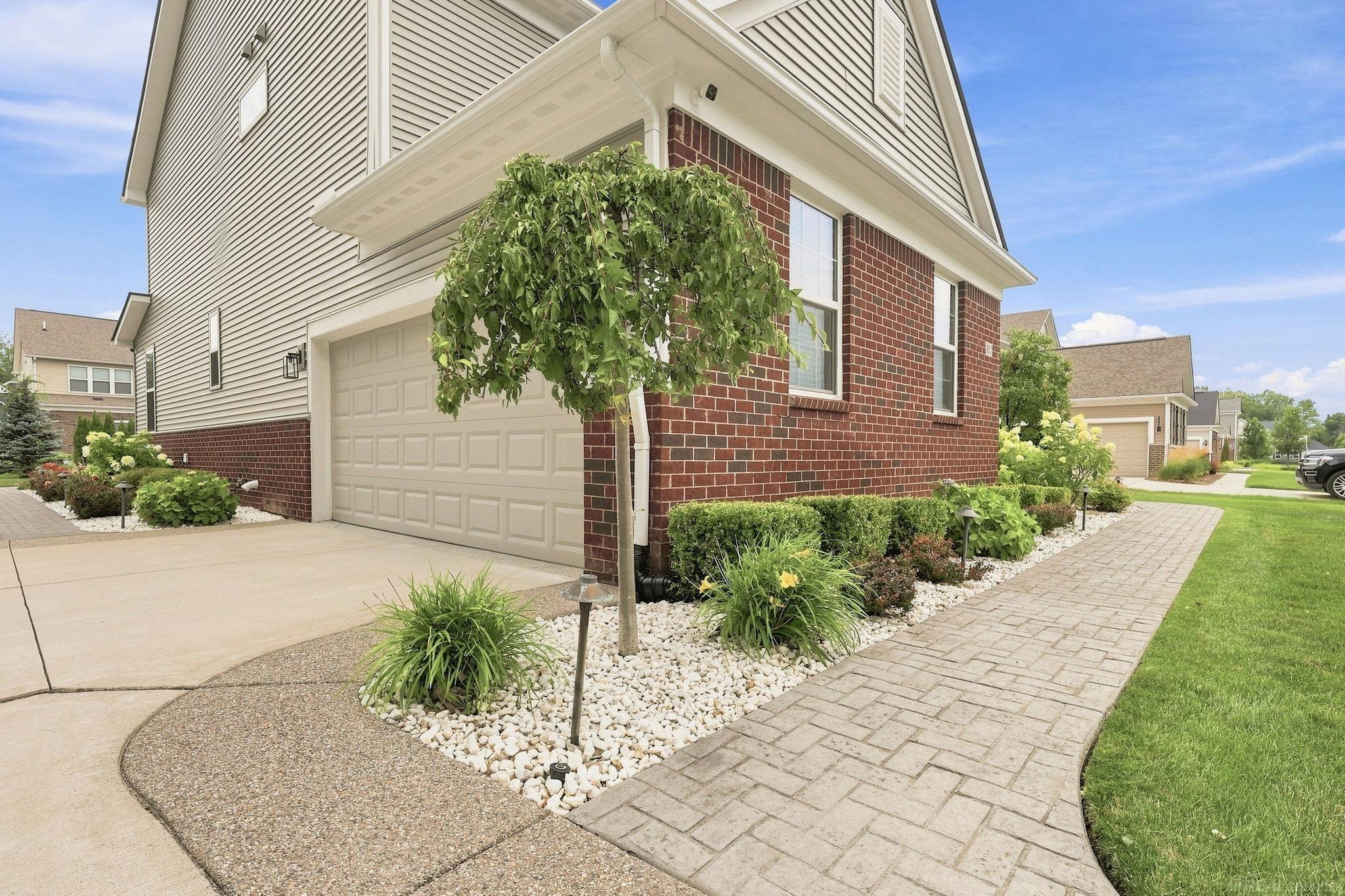950 Weber Court