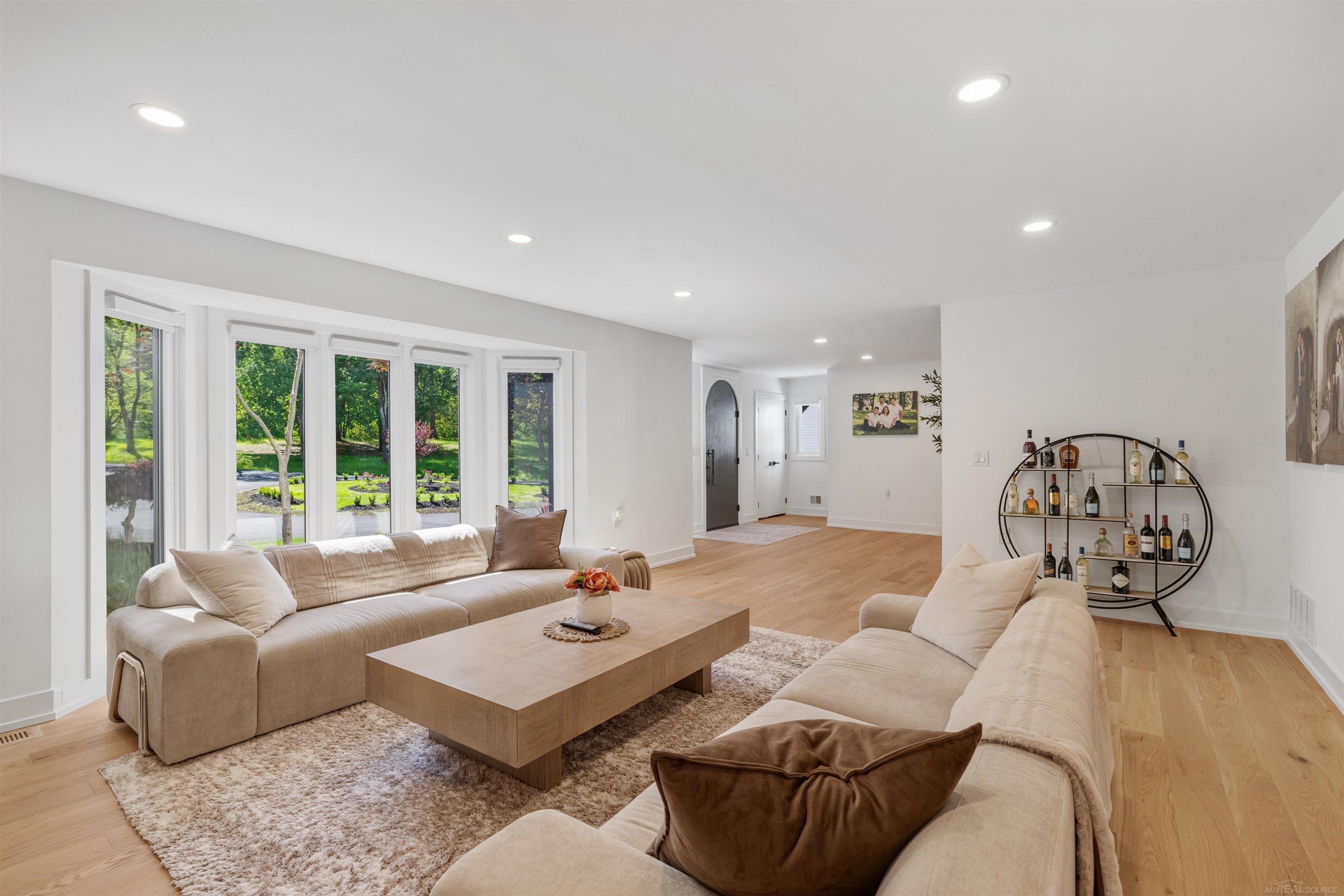 300 Camelot Way