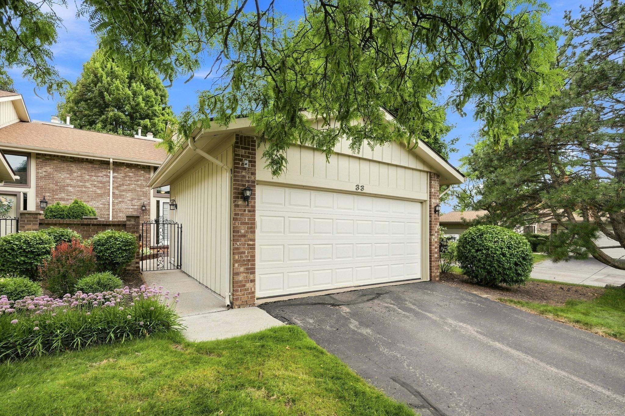 33 Kirks Court